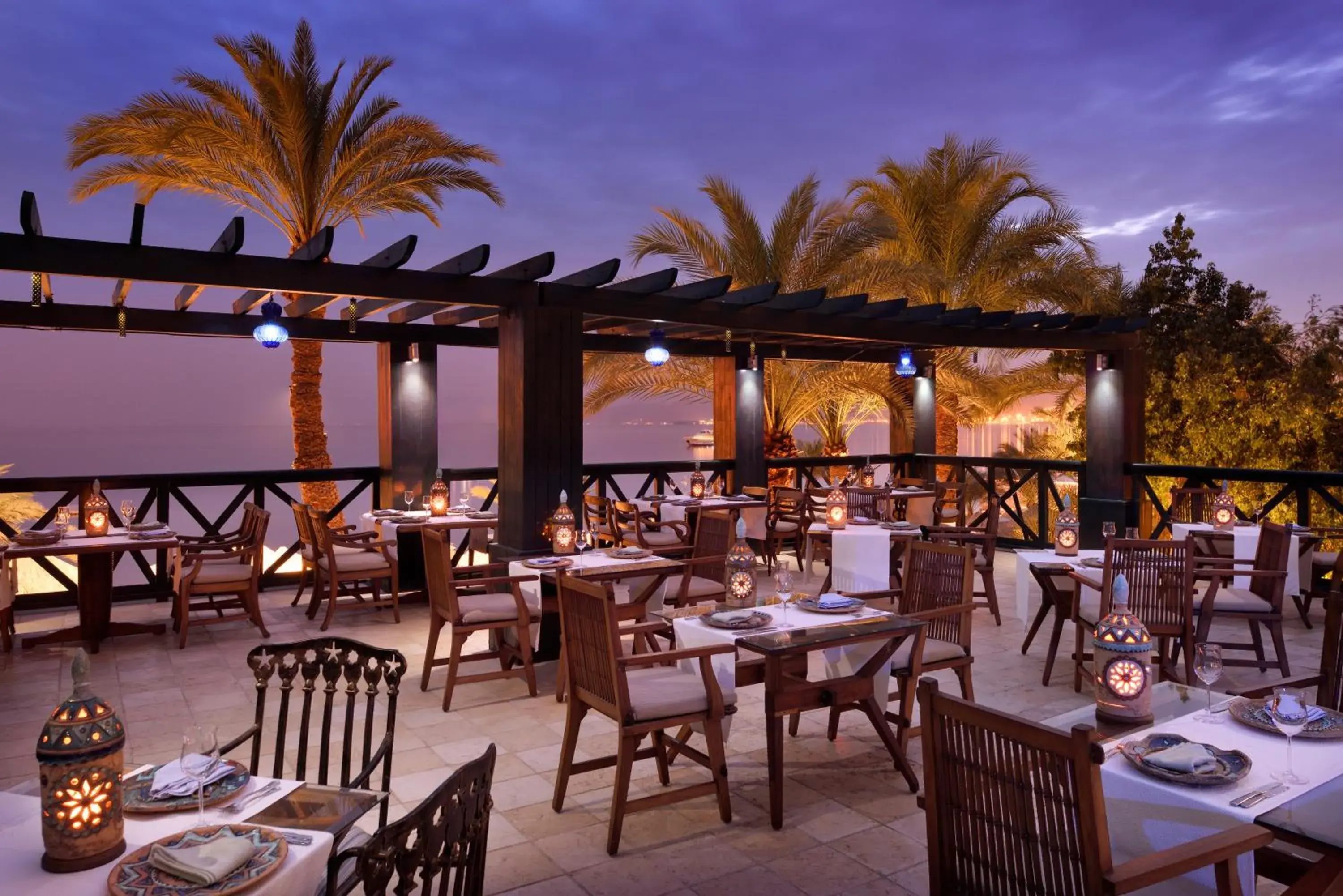 Property building, Restaurant/Places to Eat in Movenpick Resort & Residences Aqaba