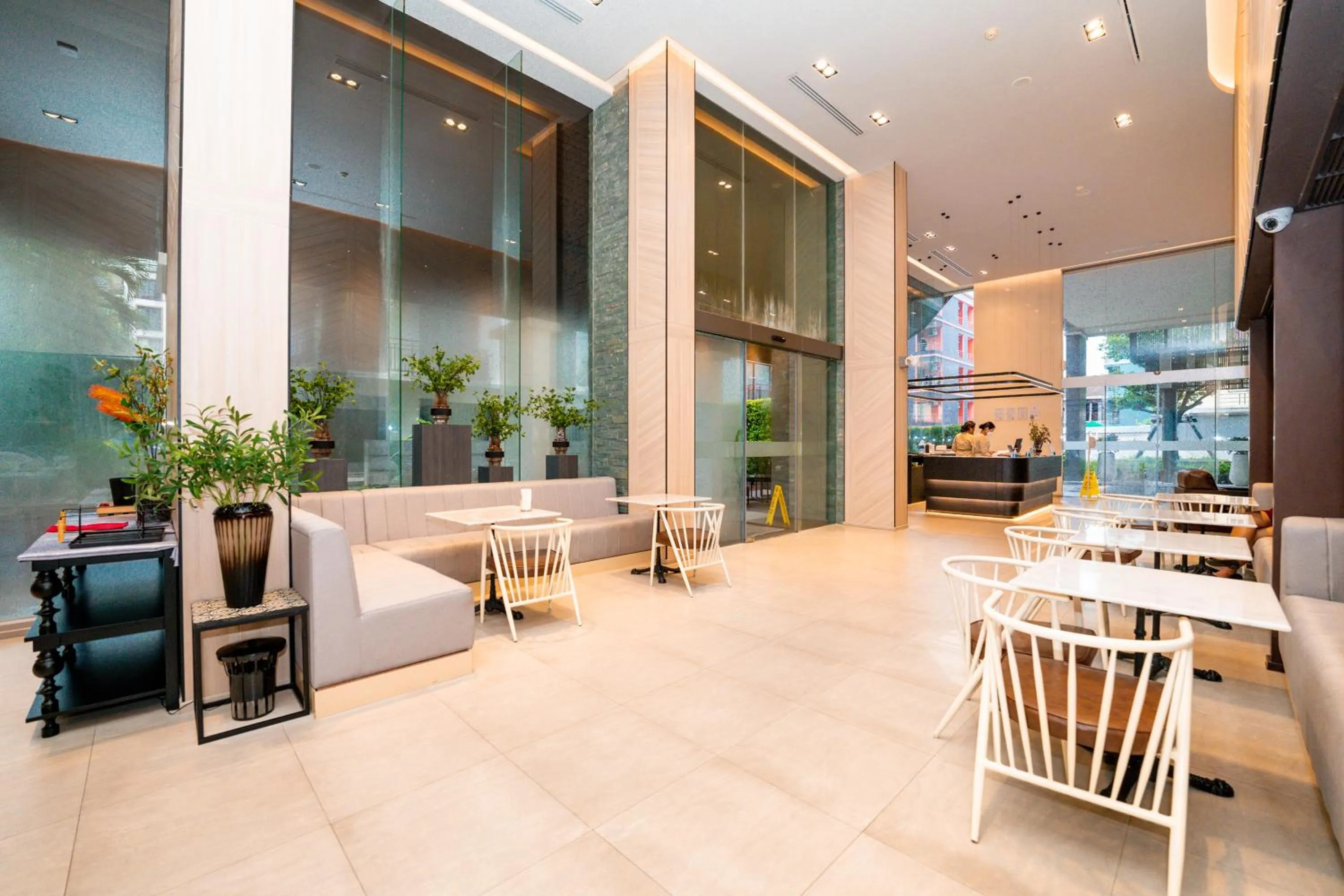 Restaurant/places to eat in Amanta Hotel & Residence Ratchada