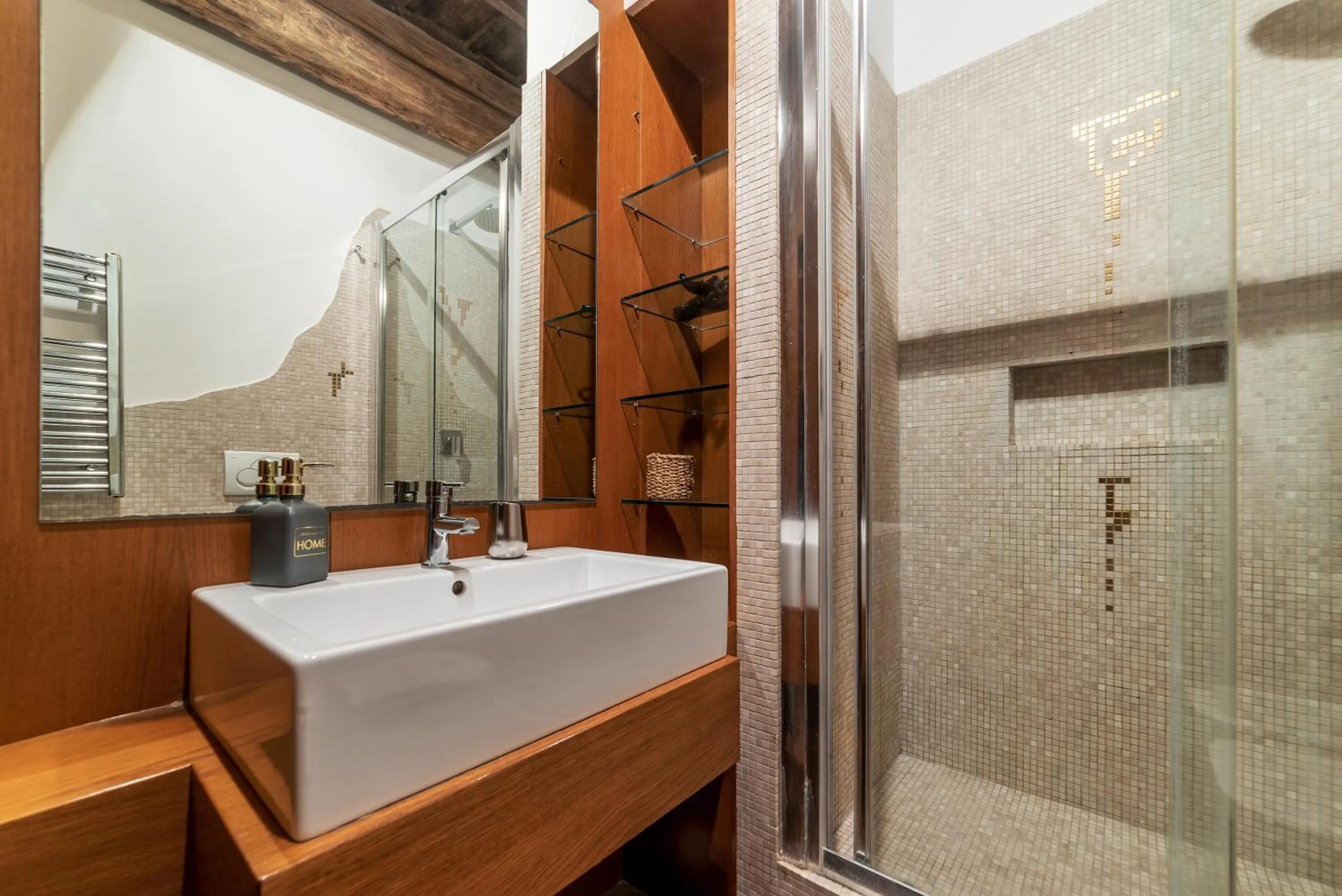 Bathroom in Luxury Trastevere