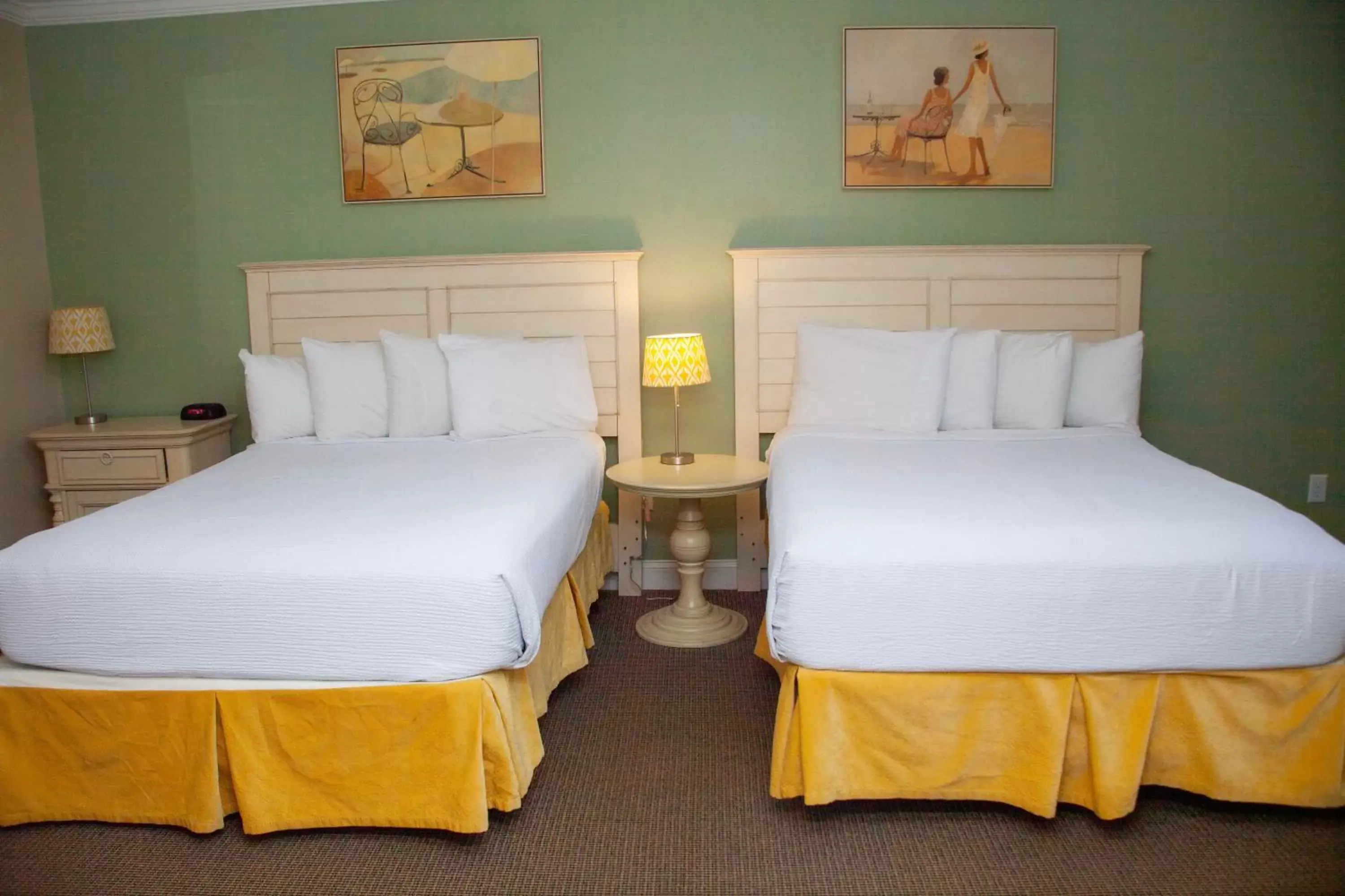 Bed in InnSeason Resorts HarborWalk