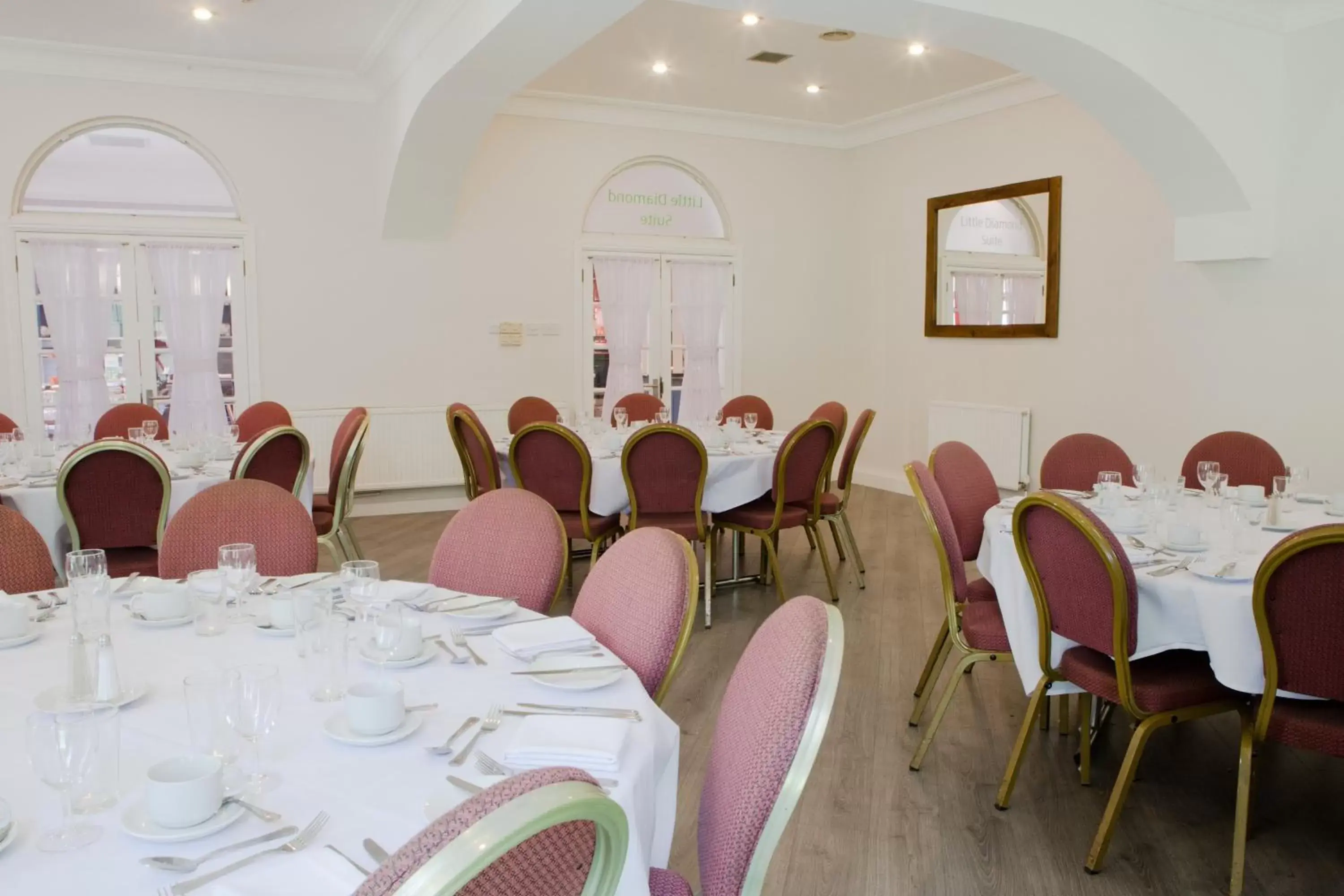 Banquet/Function facilities, Restaurant/Places to Eat in Holiday Inn Corby Kettering A43, an IHG Hotel