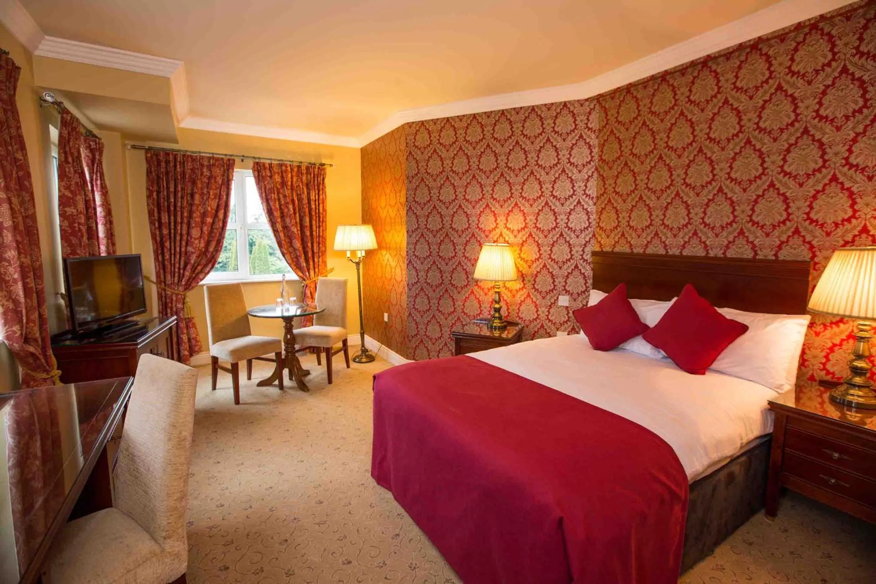 Bedroom, Bed in Anner Hotel