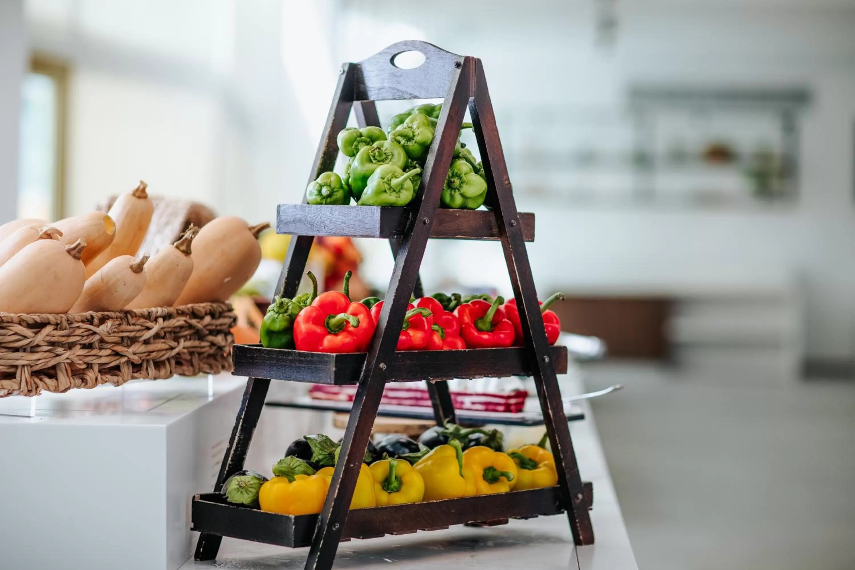 Restaurant/places to eat in Louis Imperial Beach