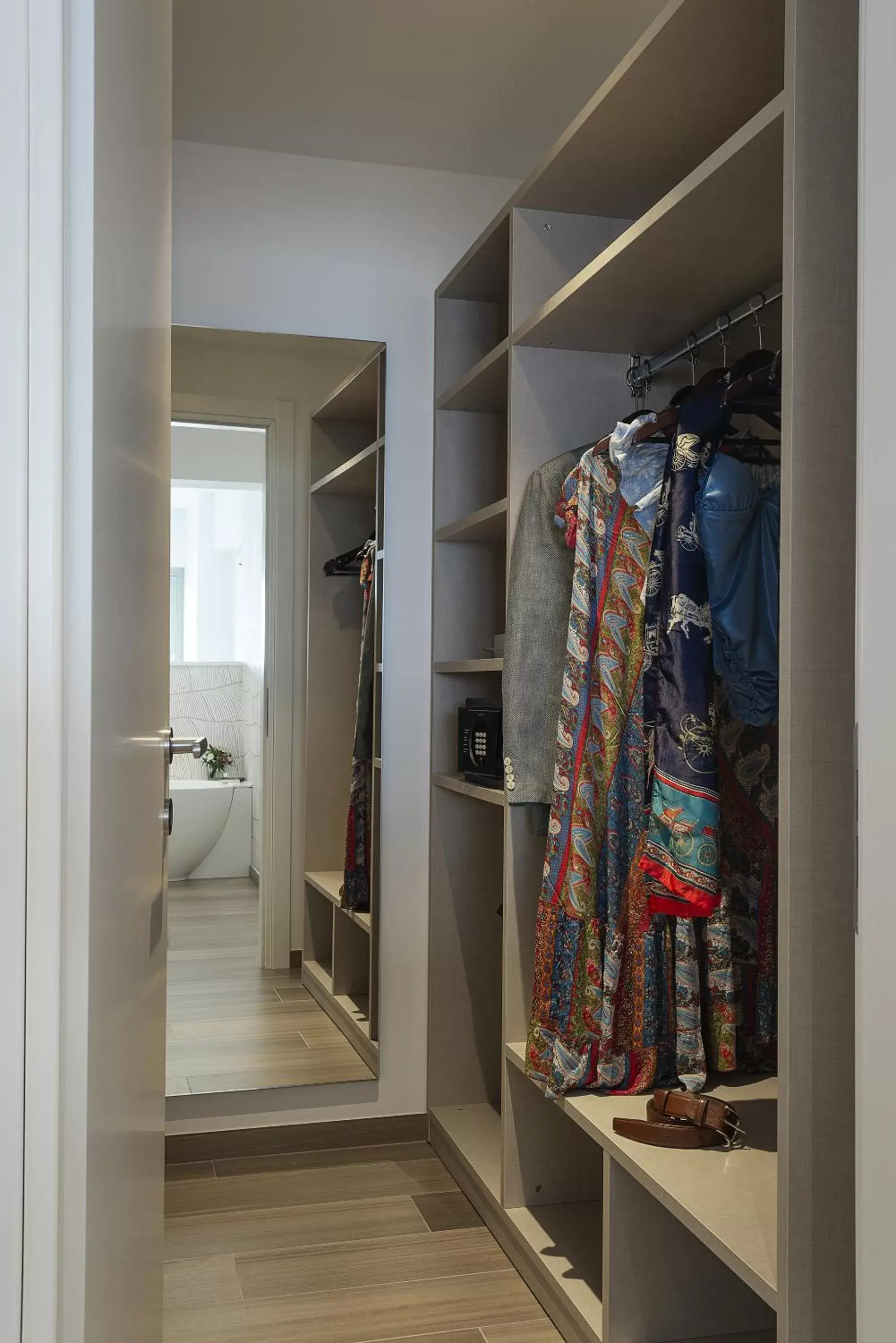wardrobe in Sublimis Boutique Hotel Adults-Only