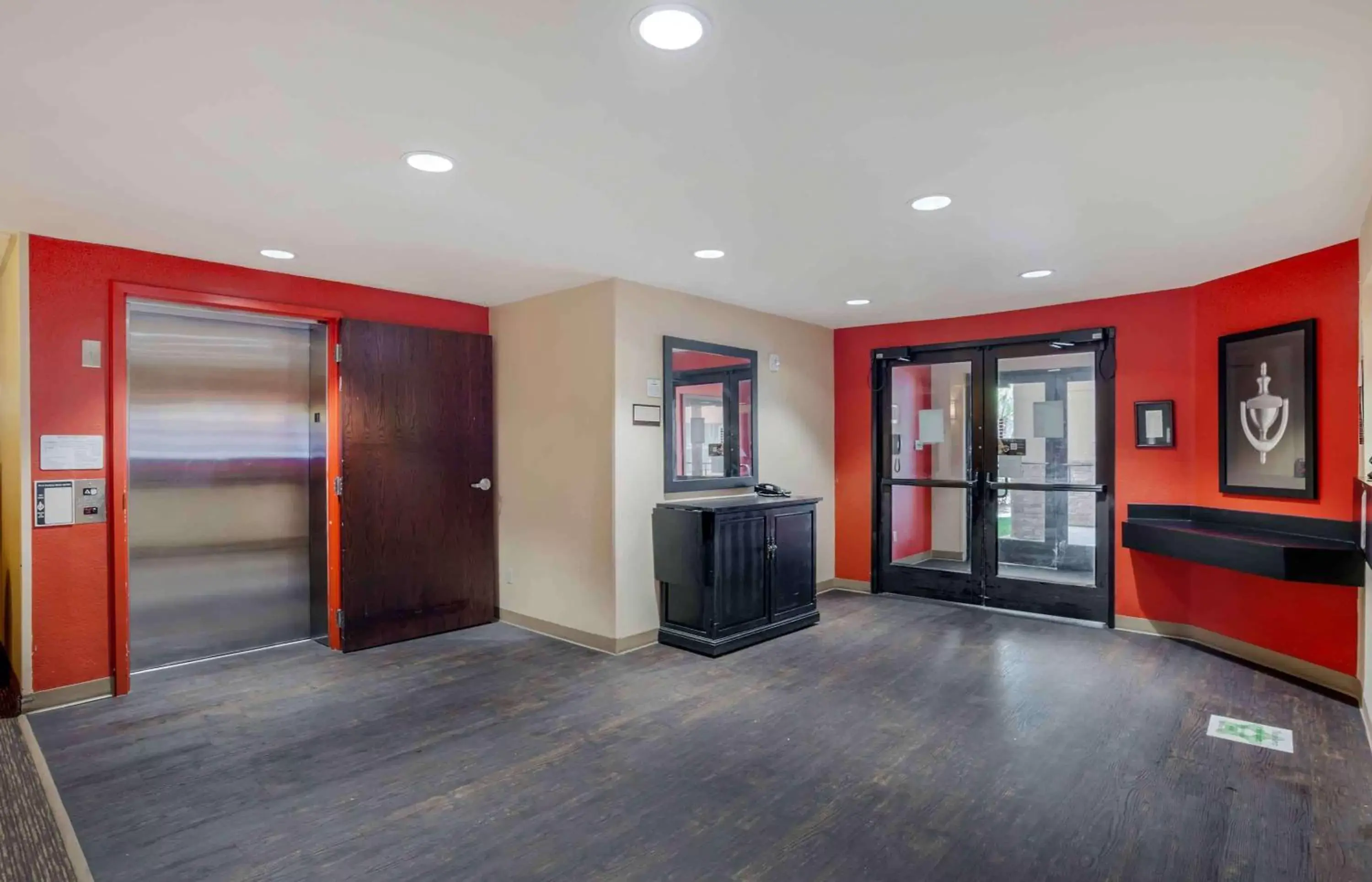 Lobby or reception, Lobby/Reception in Extended Stay America Suites - Los Angeles - Torrance Blvd