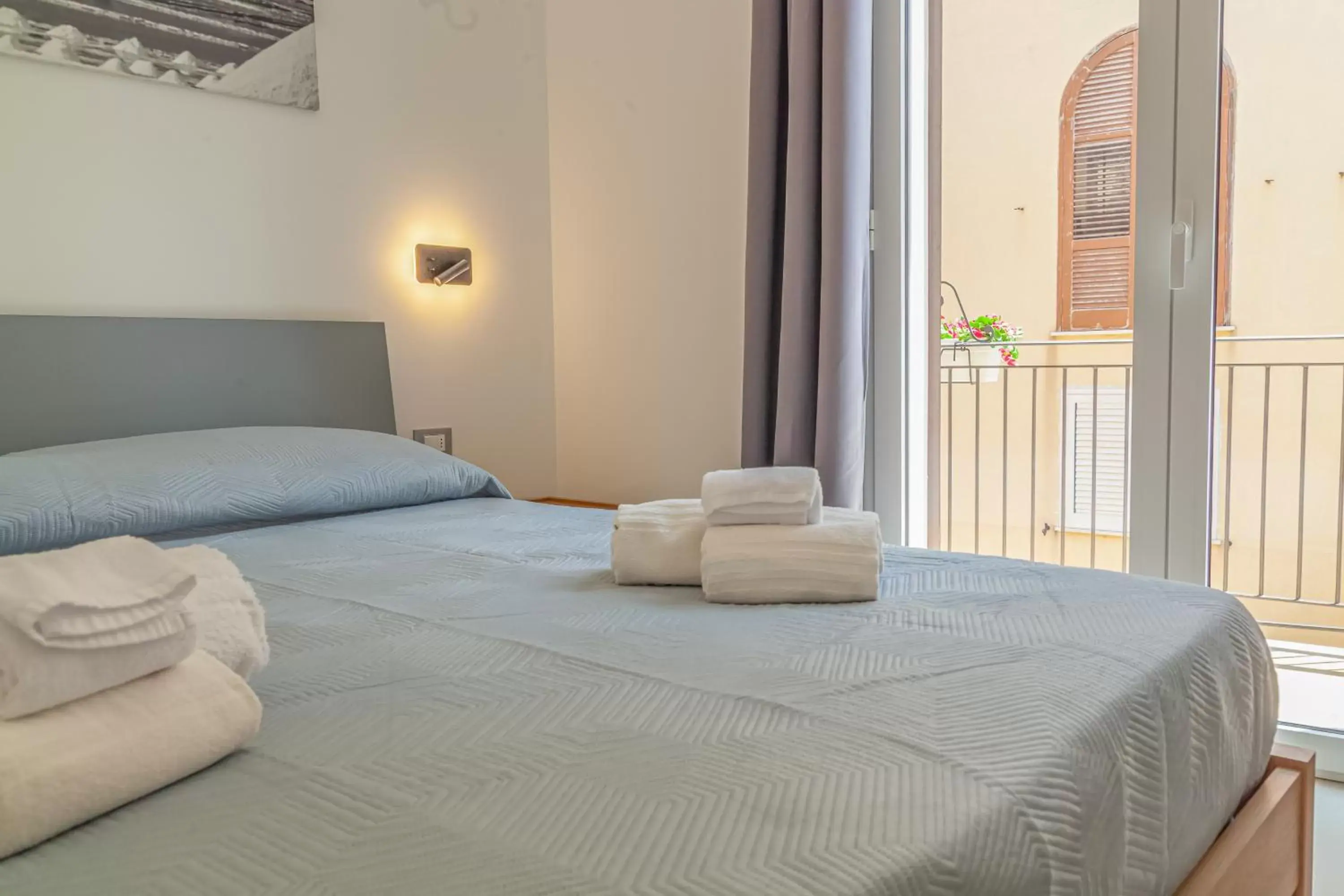 Bedroom, Bed in Isgrò Rooms
