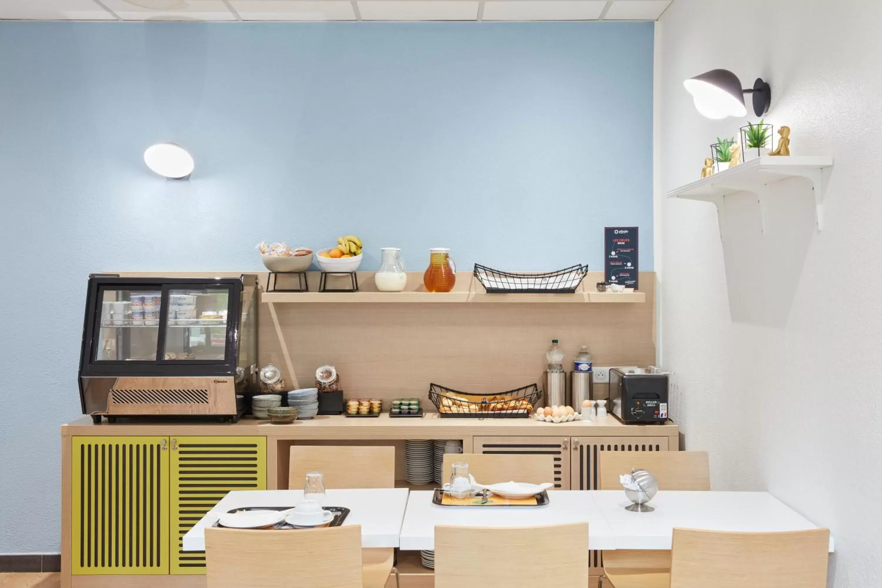 Breakfast in Aparthotel Adagio Access Paris Quai d'Ivry Breakfast in Aparthotel Adagio Access Paris Quai d'Ivry