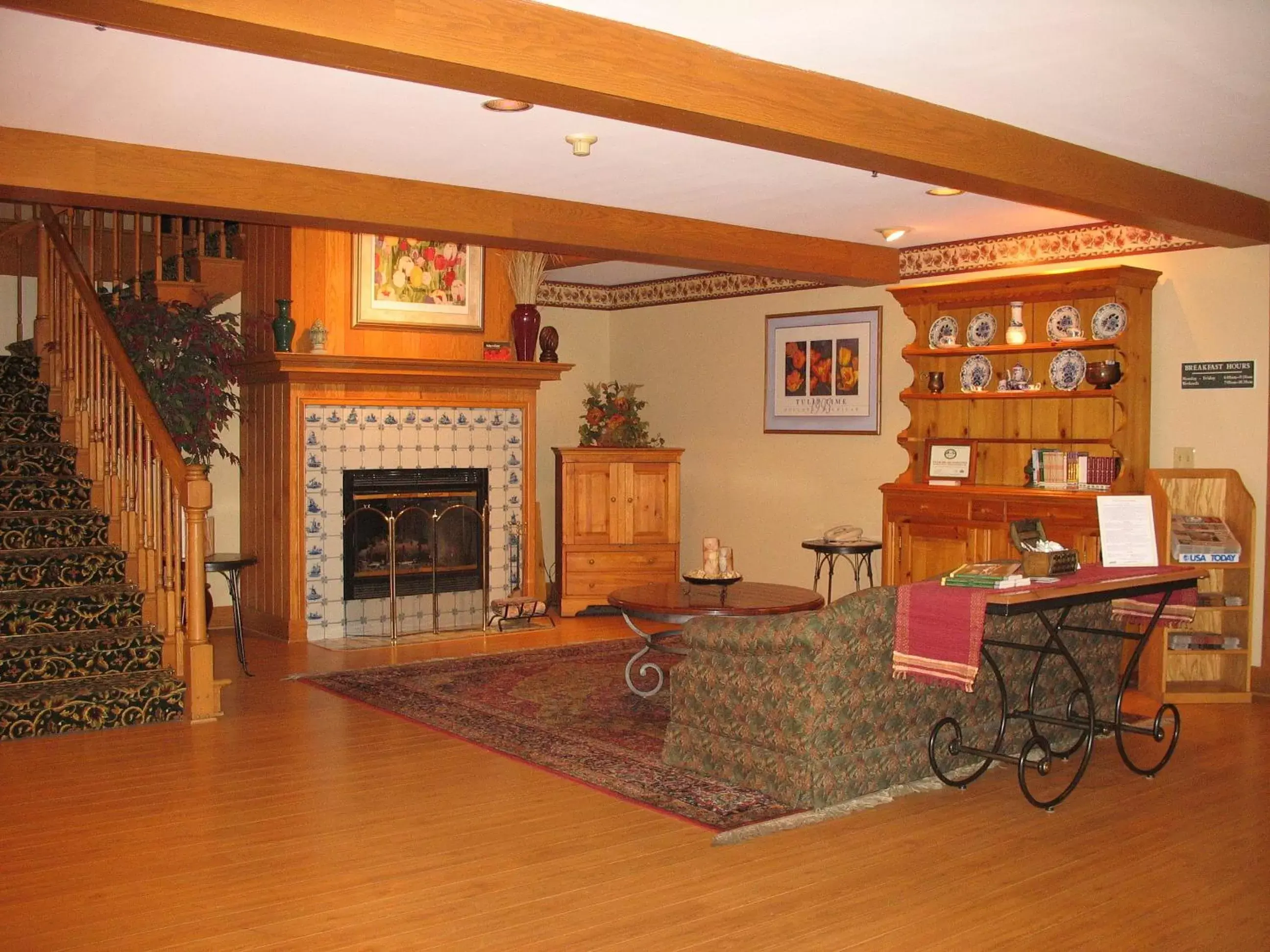 Lobby or reception in Country Inn & Suites by Radisson, Holland, MI Lobby or reception in Country Inn & Suites by Radisson, Holland, MI