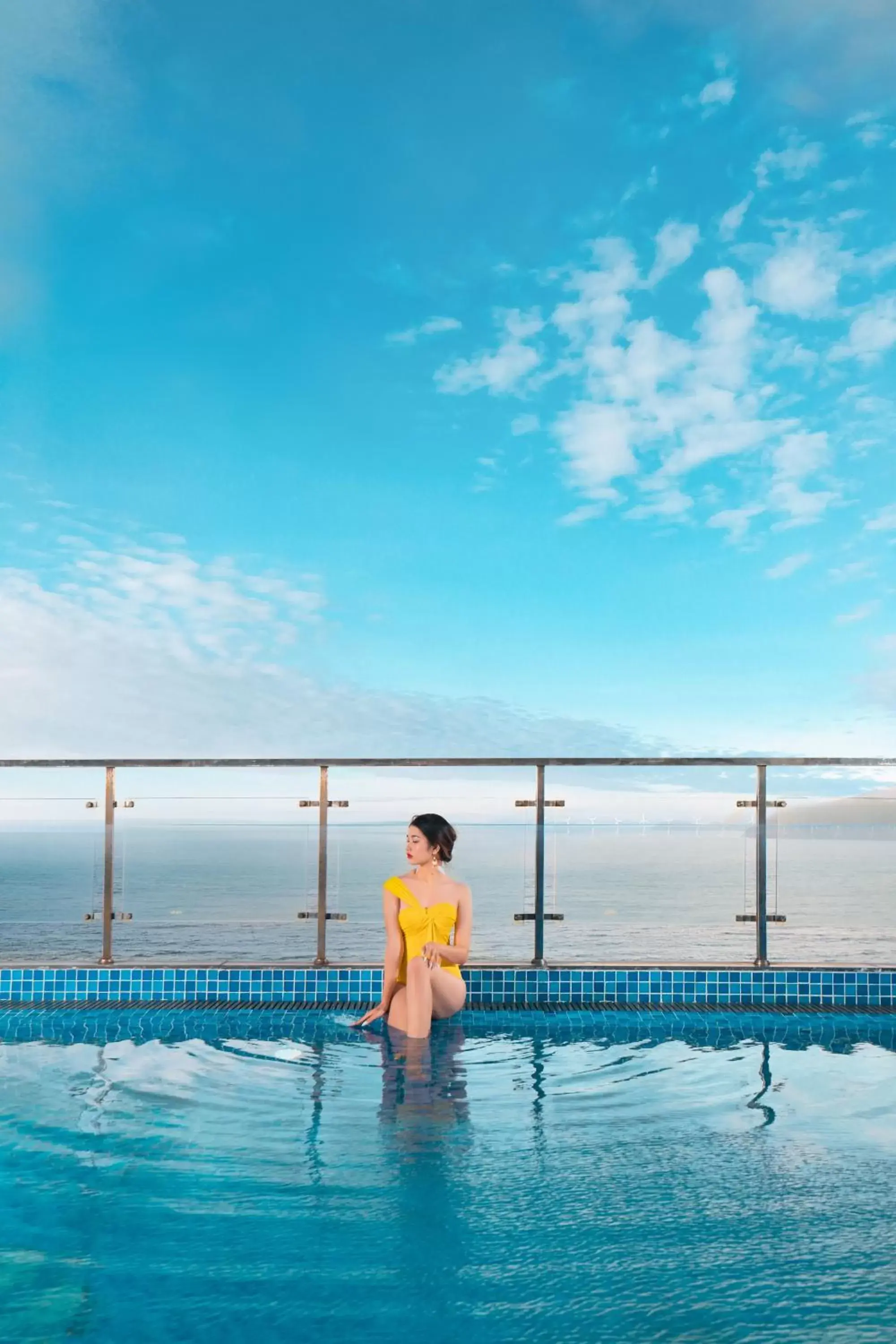 Swimming pool in Apus Hotel Swimming pool in Apus Hotel