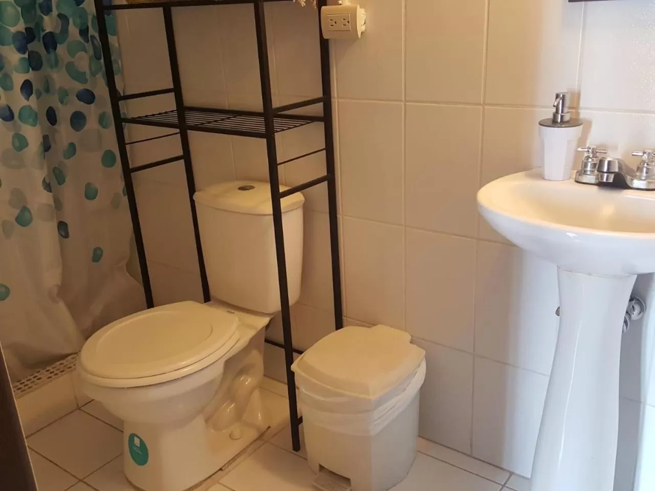 Toilet in Casa Elizabeth