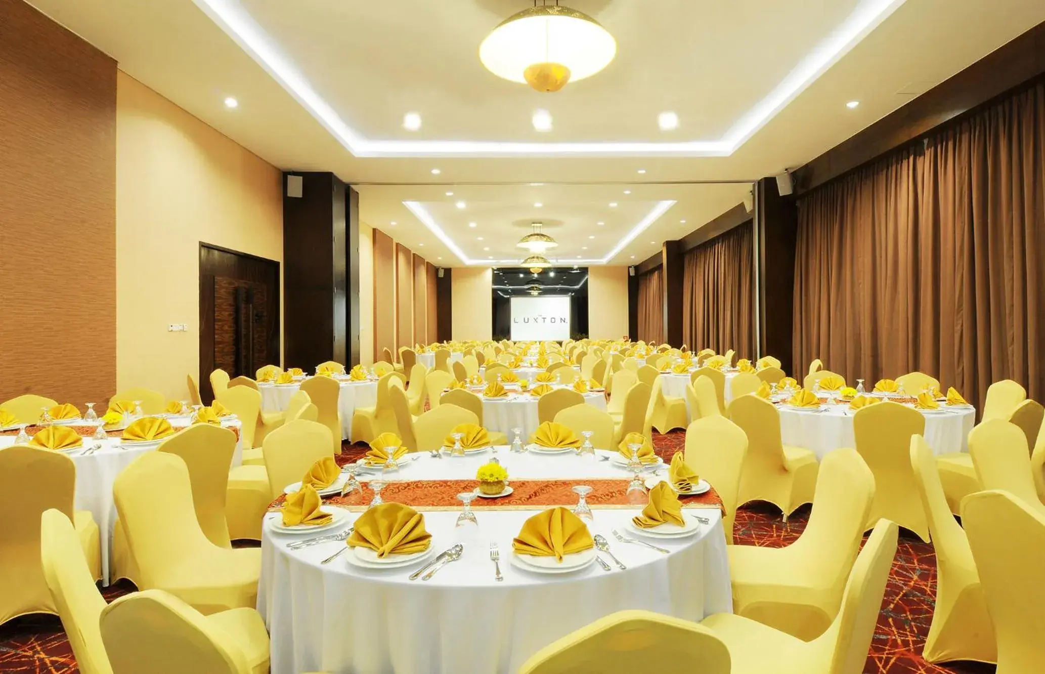 Banquet Facilities in The Luxton Bandung