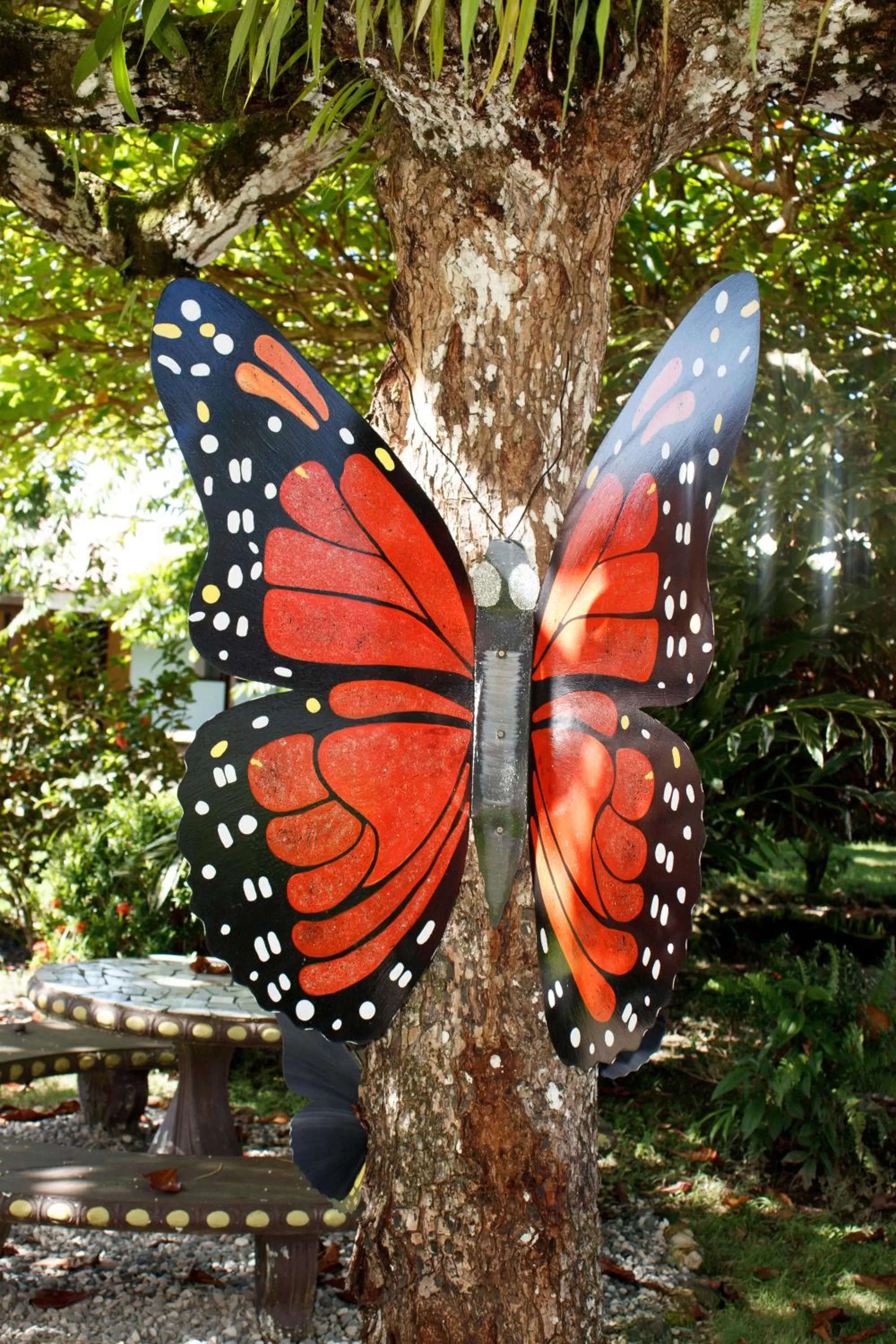 Day, Other Animals in Hotel Samoa del Sur