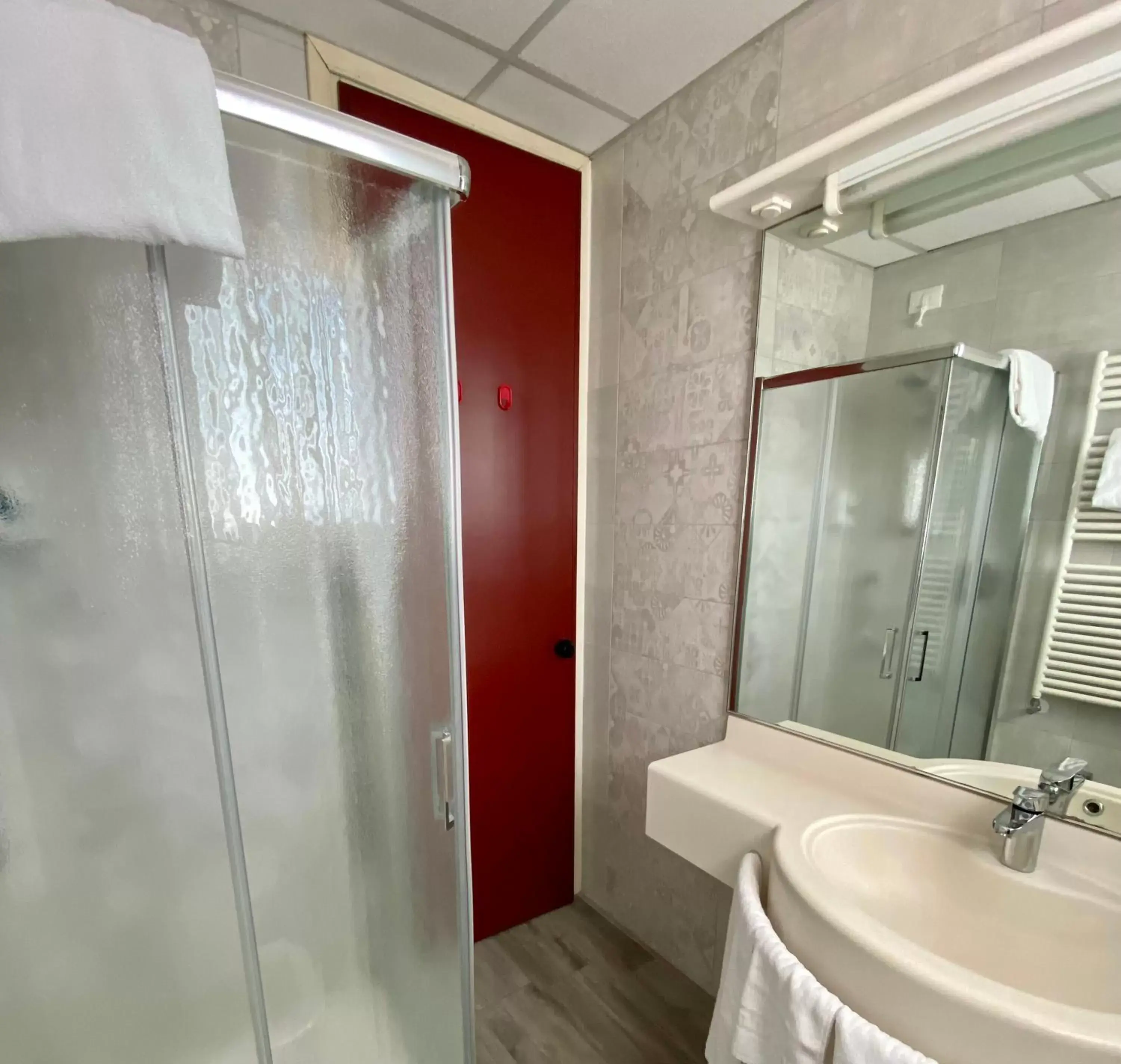 Property building, Bathroom in Hotel Master