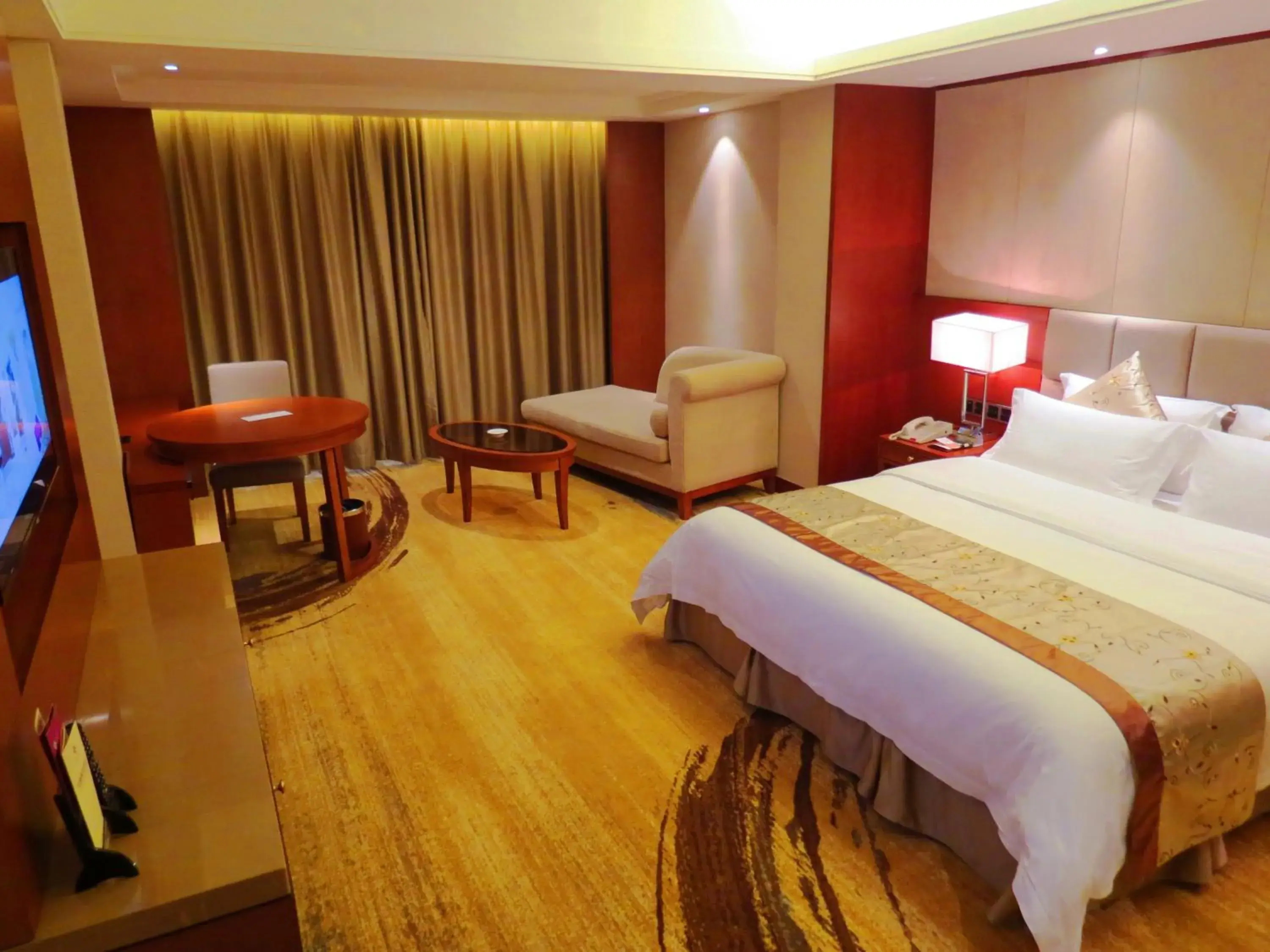 bunk bed in Rongjiang Hotel