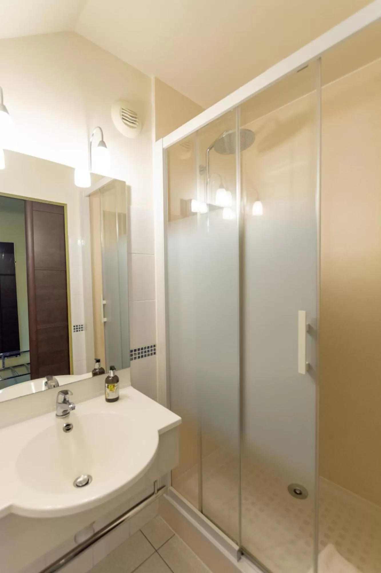 Logis Hôtel Le Vert Galant