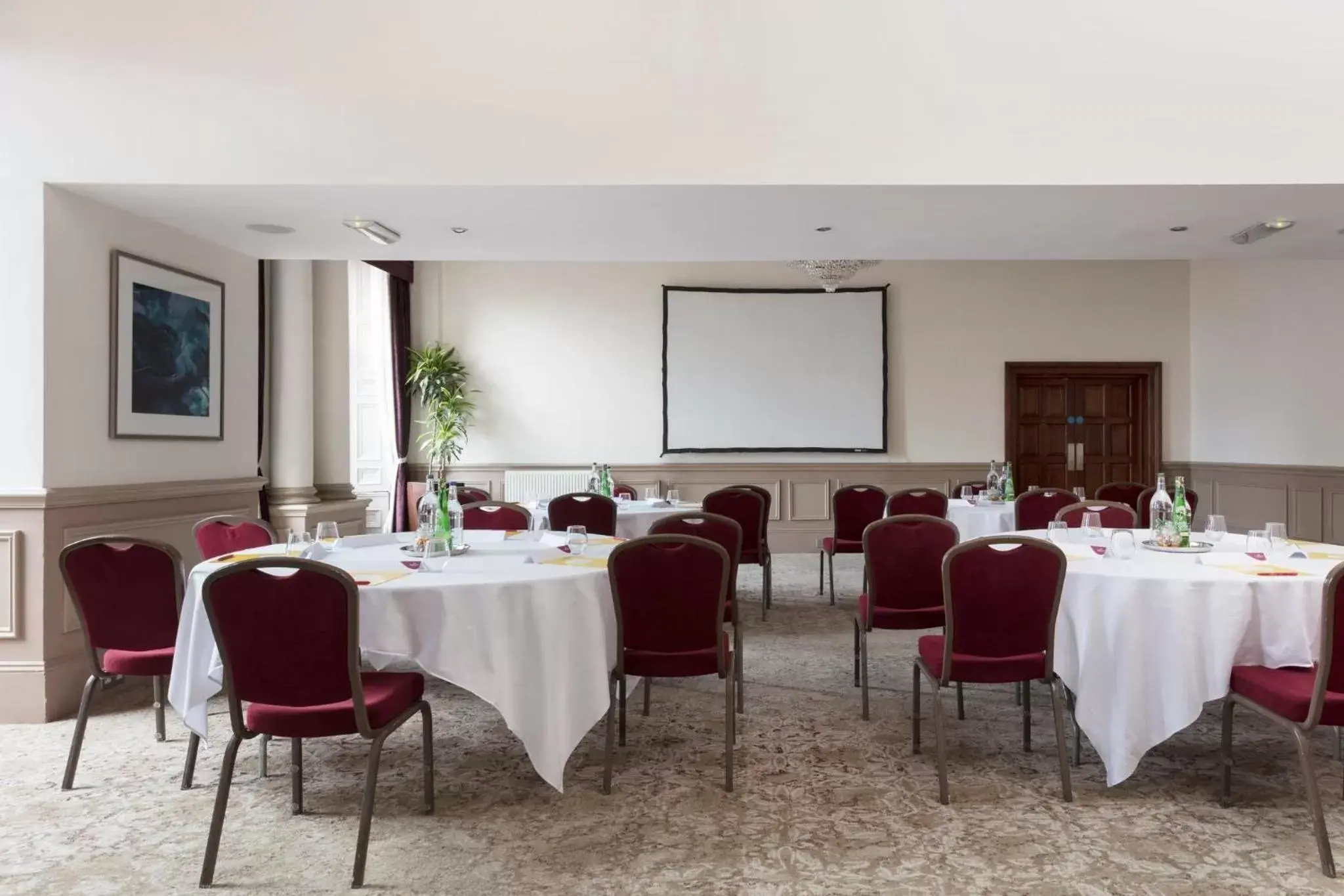 Meeting/conference room in voco Edinburgh - Royal Terrace, an IHG Hotel