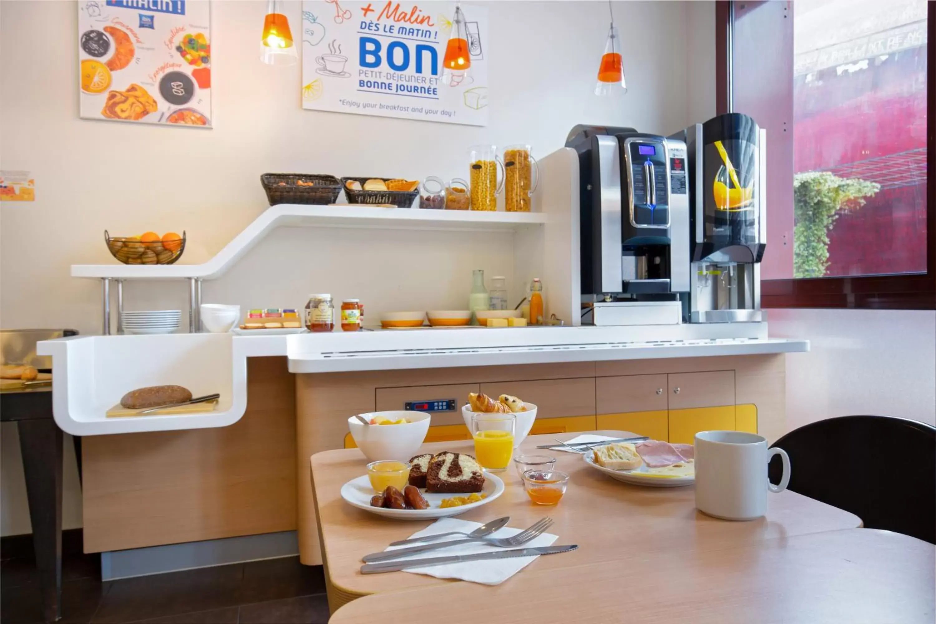 Breakfast, Restaurant/Places to Eat in ibis budget Perpignan Centre