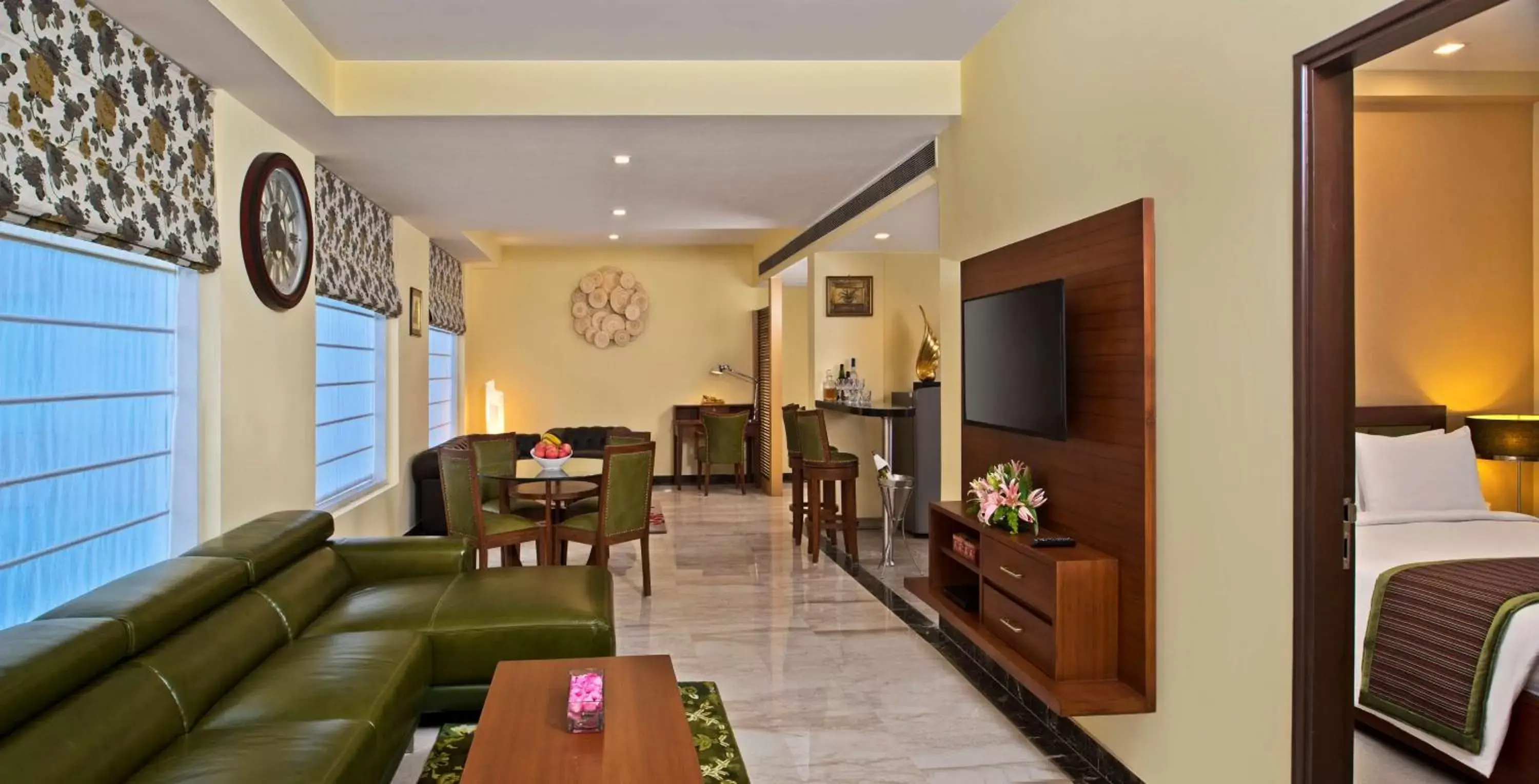 Living room in Park Inn By Radisson Amritsar Airport