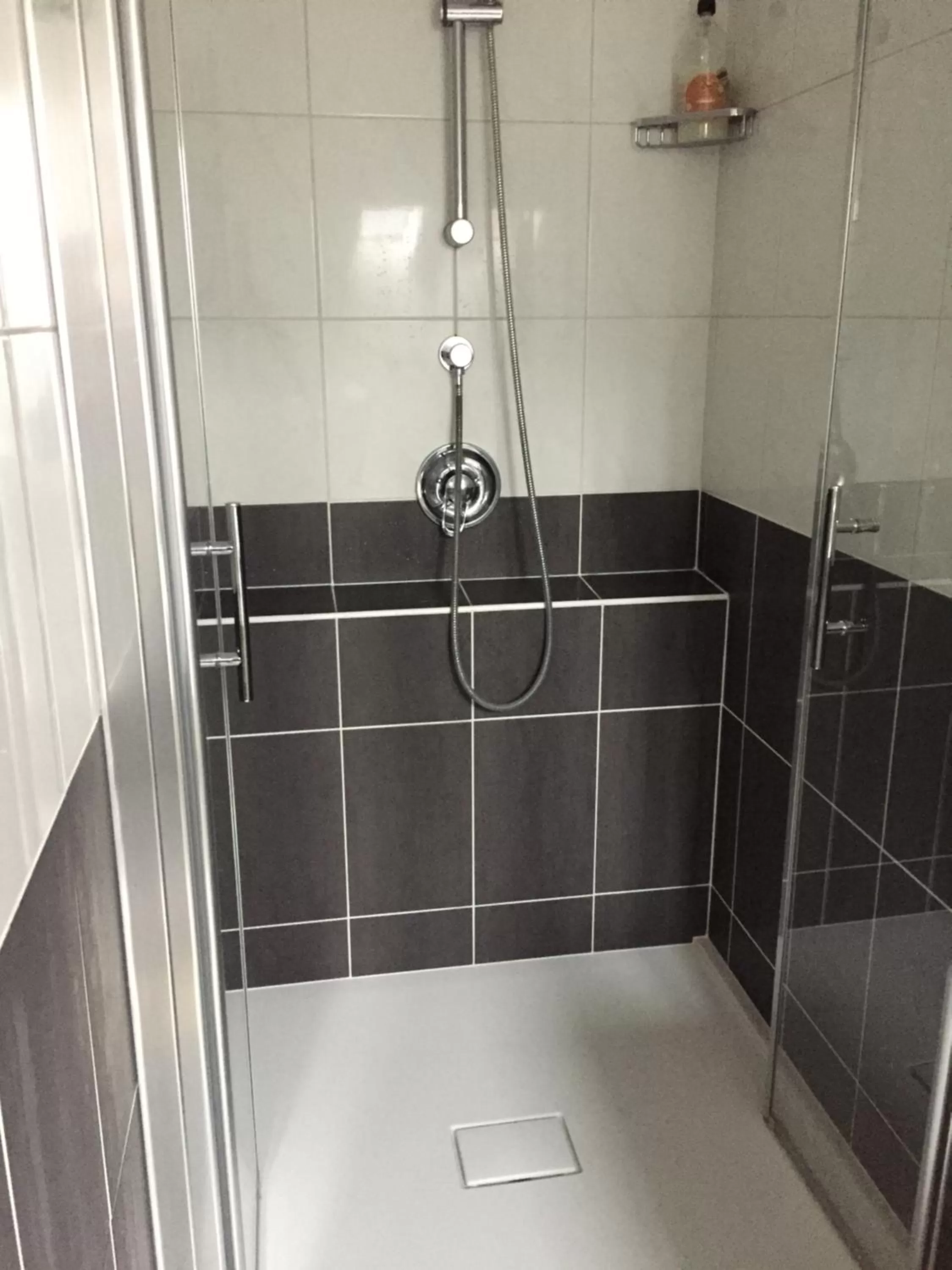 Au 16 Place Saint Louis