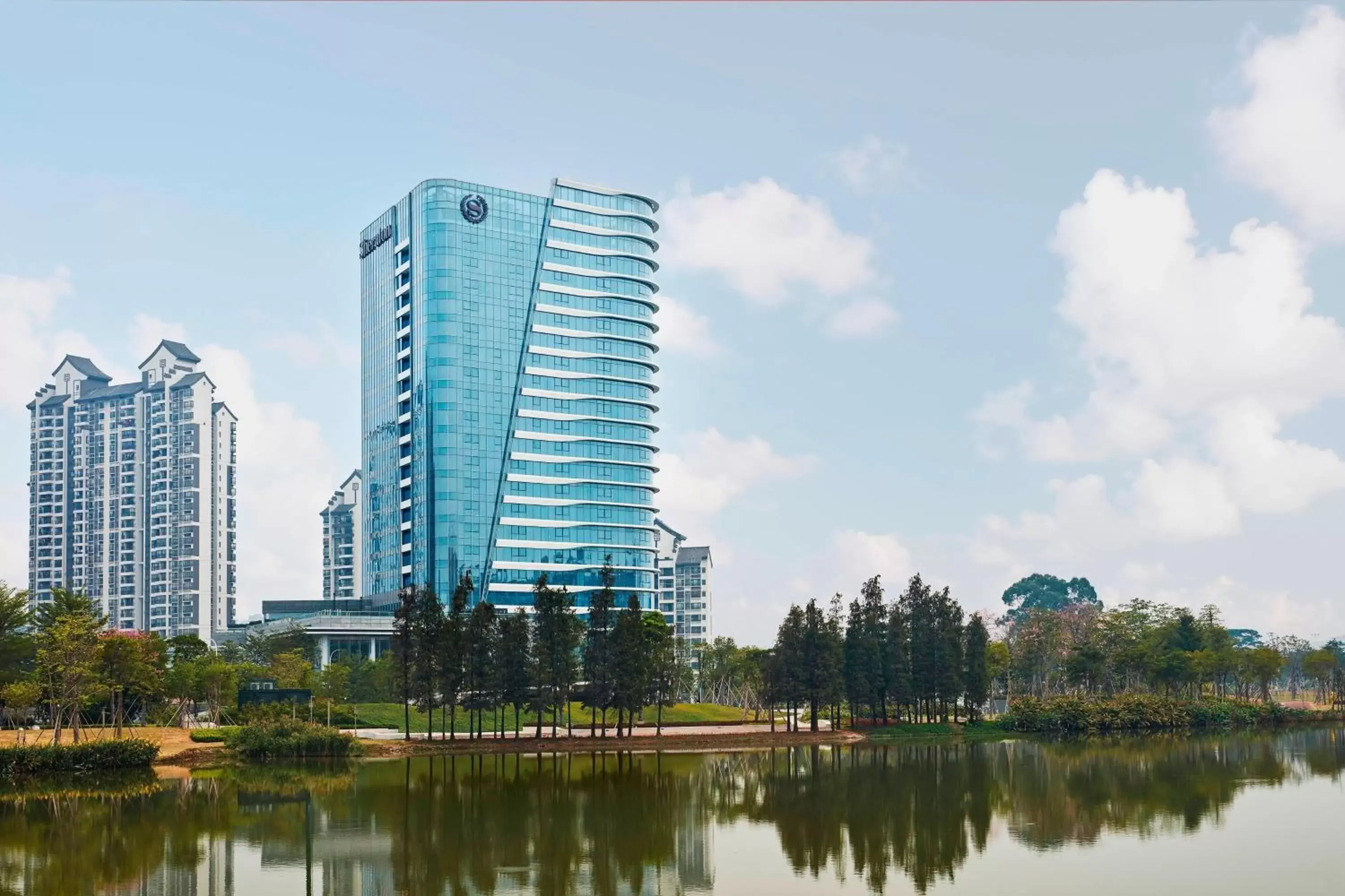 Property building in Sheraton Guangzhou Nansha Hotel