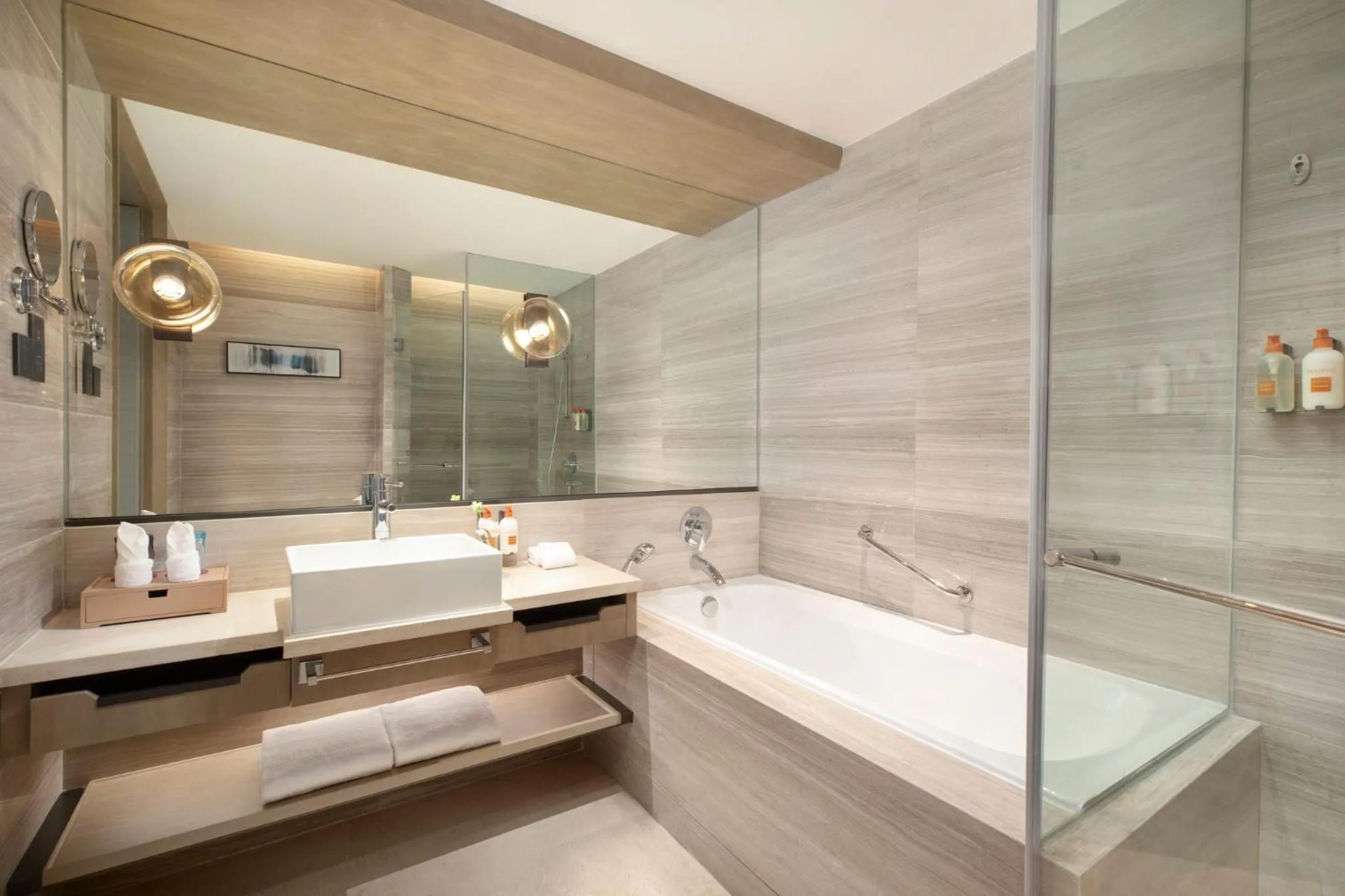 Bathroom in Crowne Plaza Shanghai Jinxiu by IHG