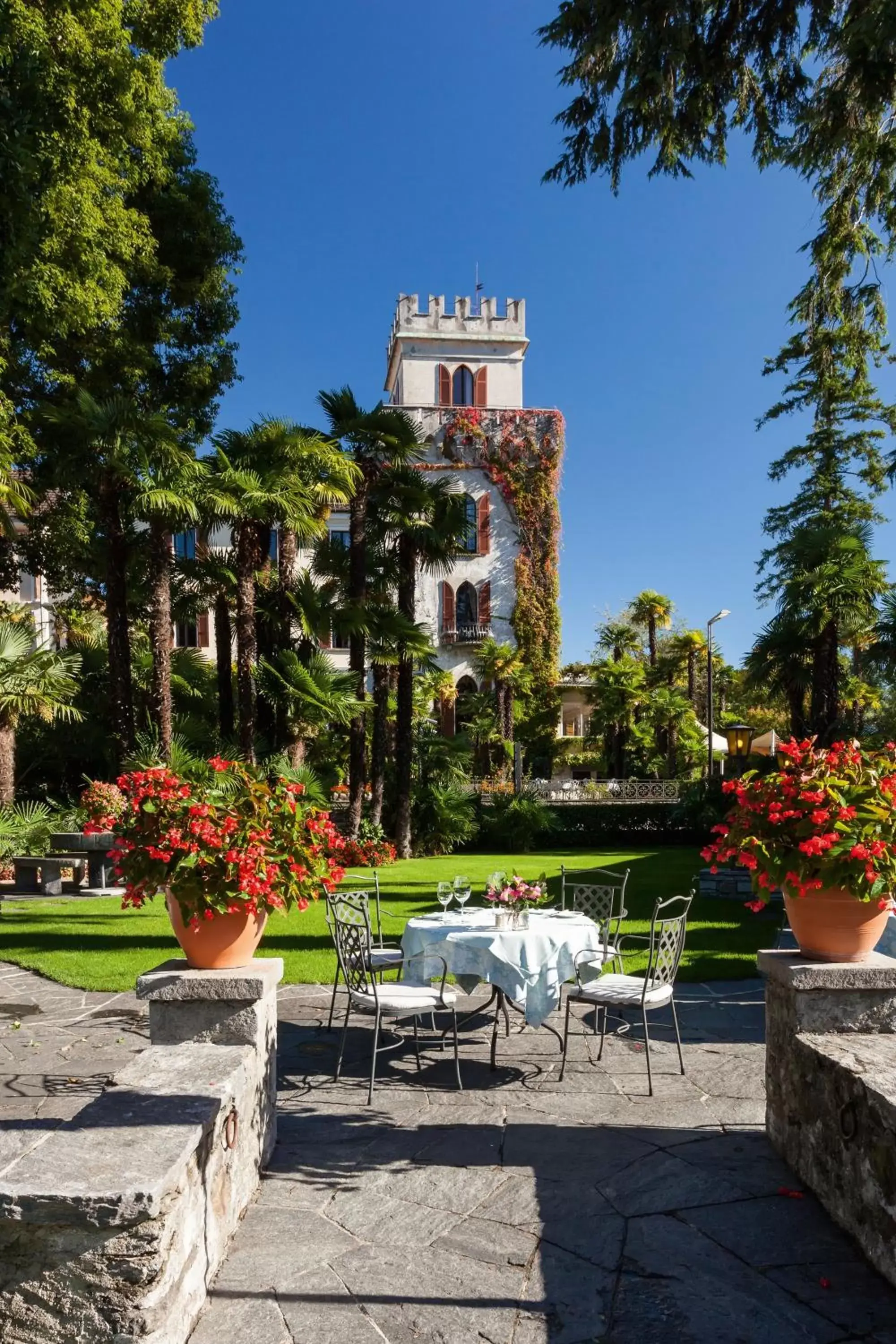 Garden, Property Building in Romantik Hotel Castello Seeschloss