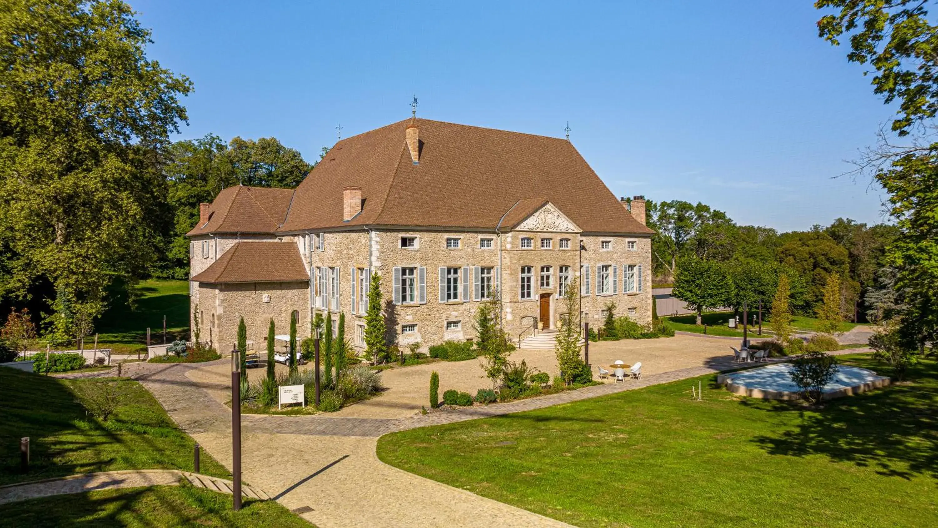 Facade/entrance, Property Building in Domaine de Dolomieu Hotel & Spa - BW Premier Collection