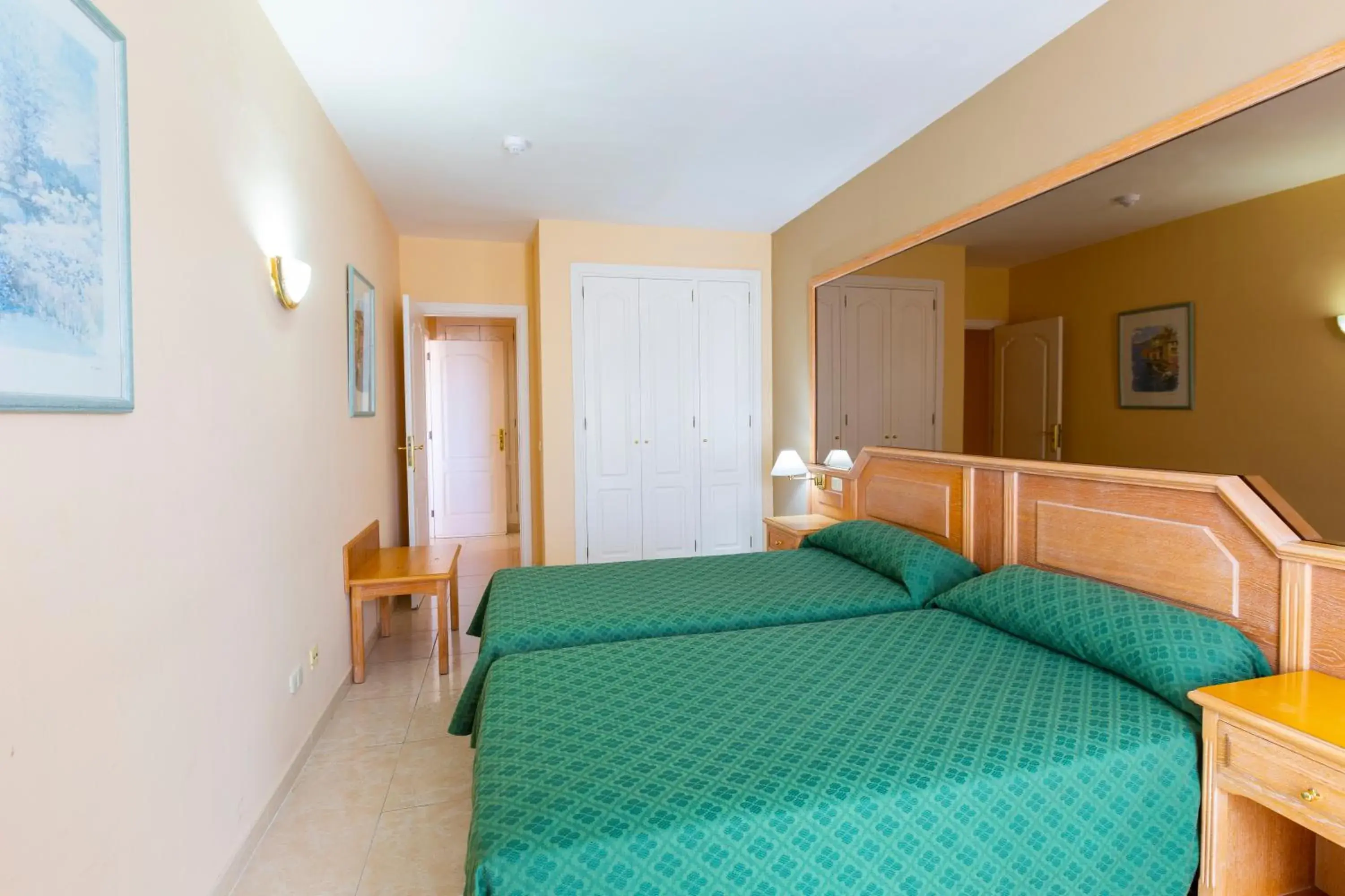 Bedroom, Bed in Villa De Adeje Beach