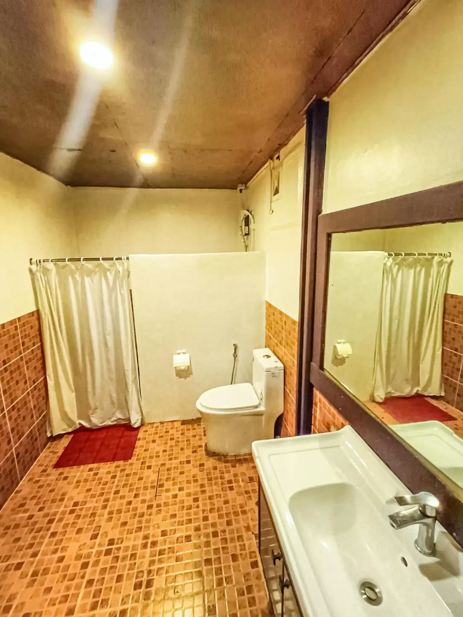 Bathroom in Manila Airport Hotel by Urban Connect