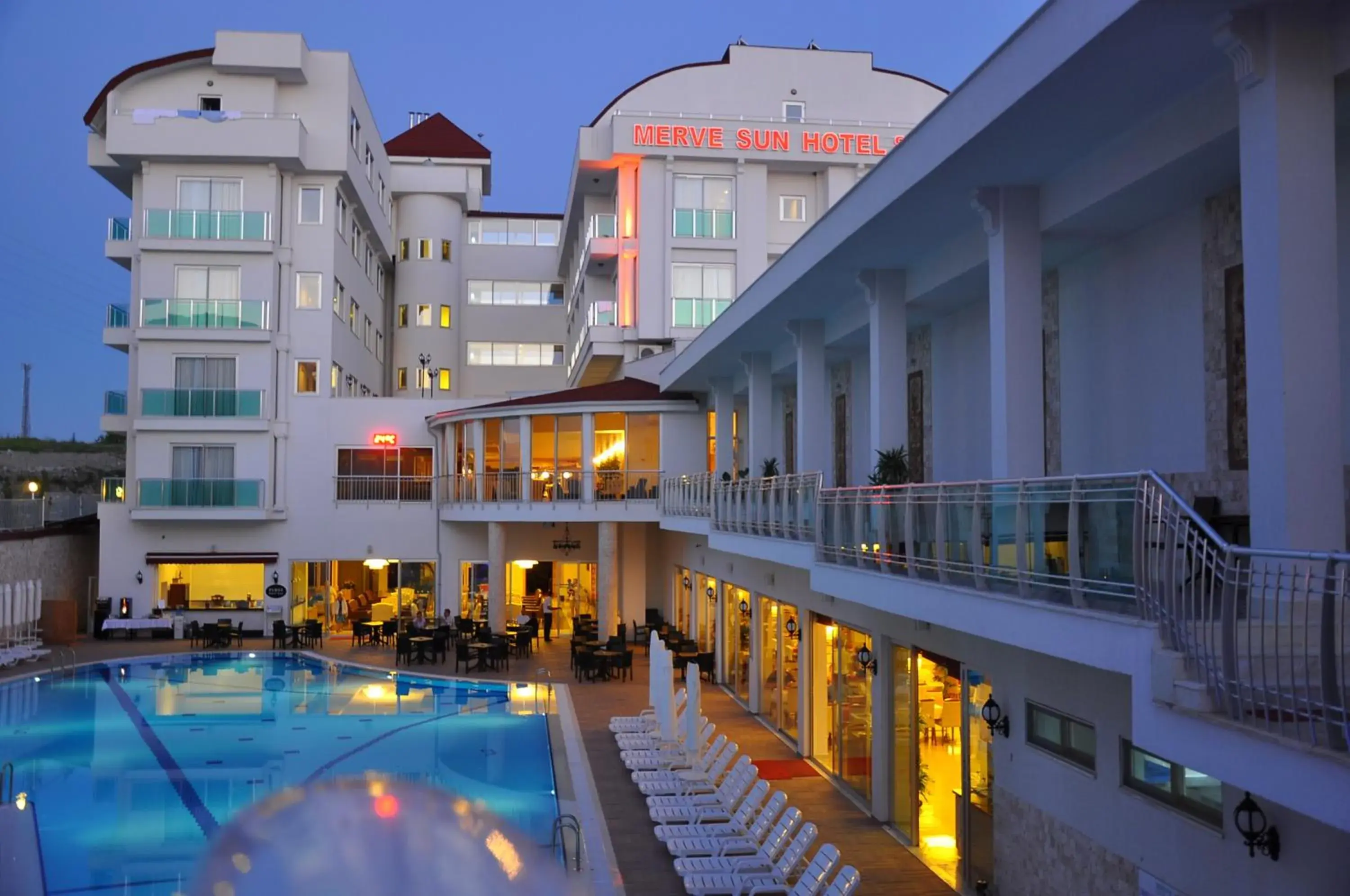 Facade/entrance, Swimming Pool in Merve Sun Hotel & SPA