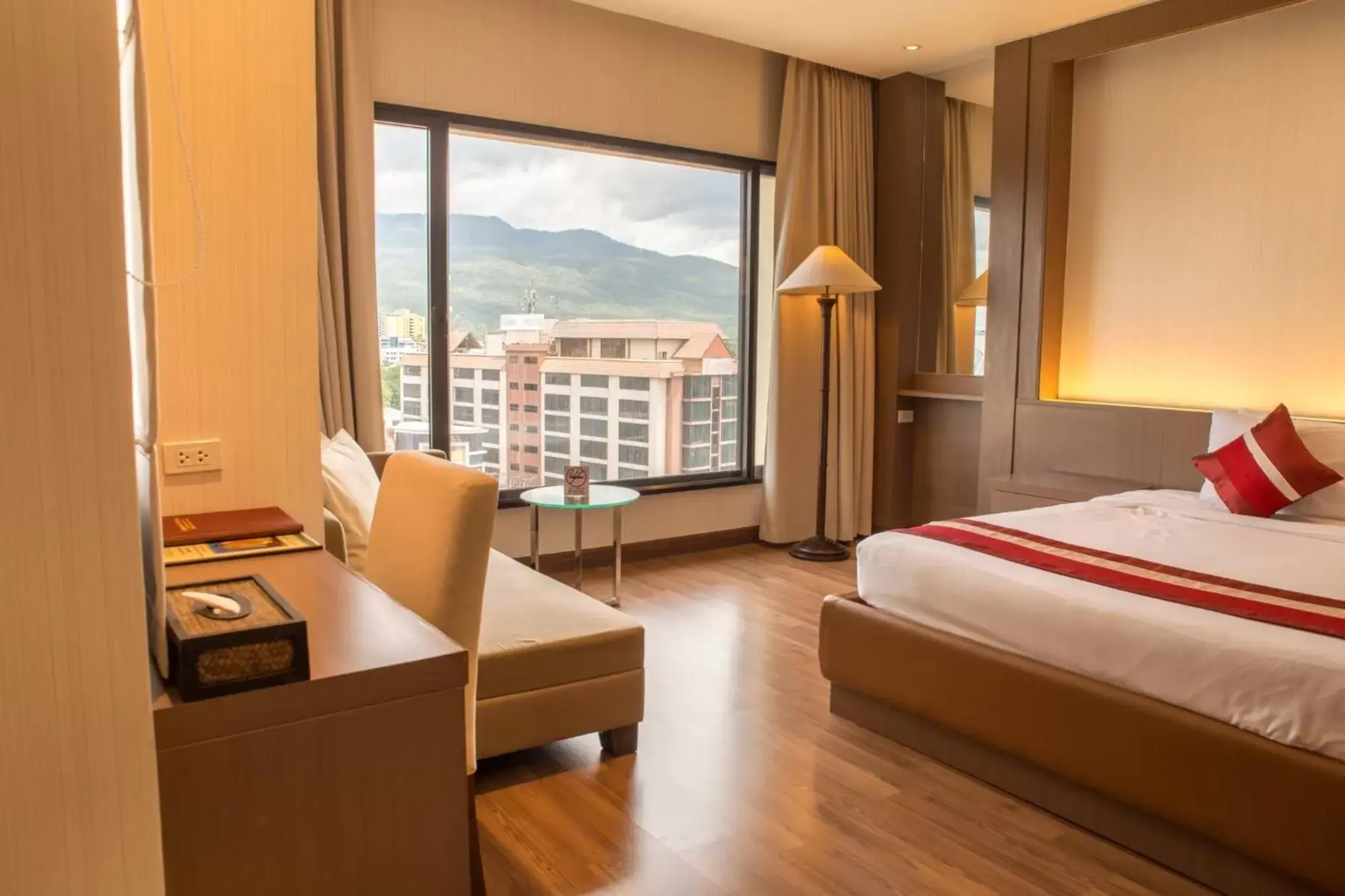 Bedroom in Chiangmai Grandview Hotel & Convention Center - SHA Extra Plus