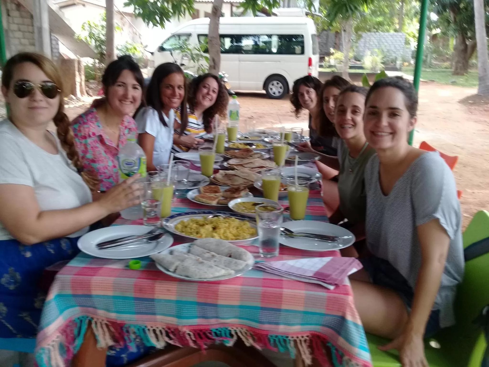 Restaurant/Places to Eat in Kithmi Resort