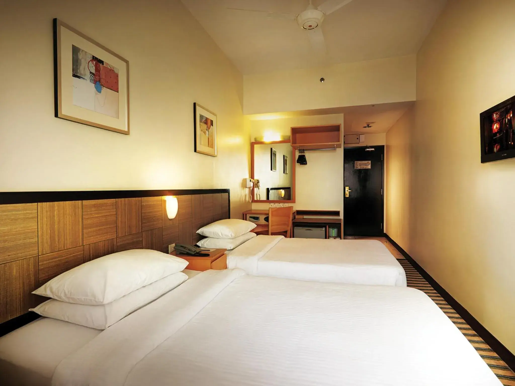 Photo of the whole room, Bed in Resorts World Genting - First World Hotel