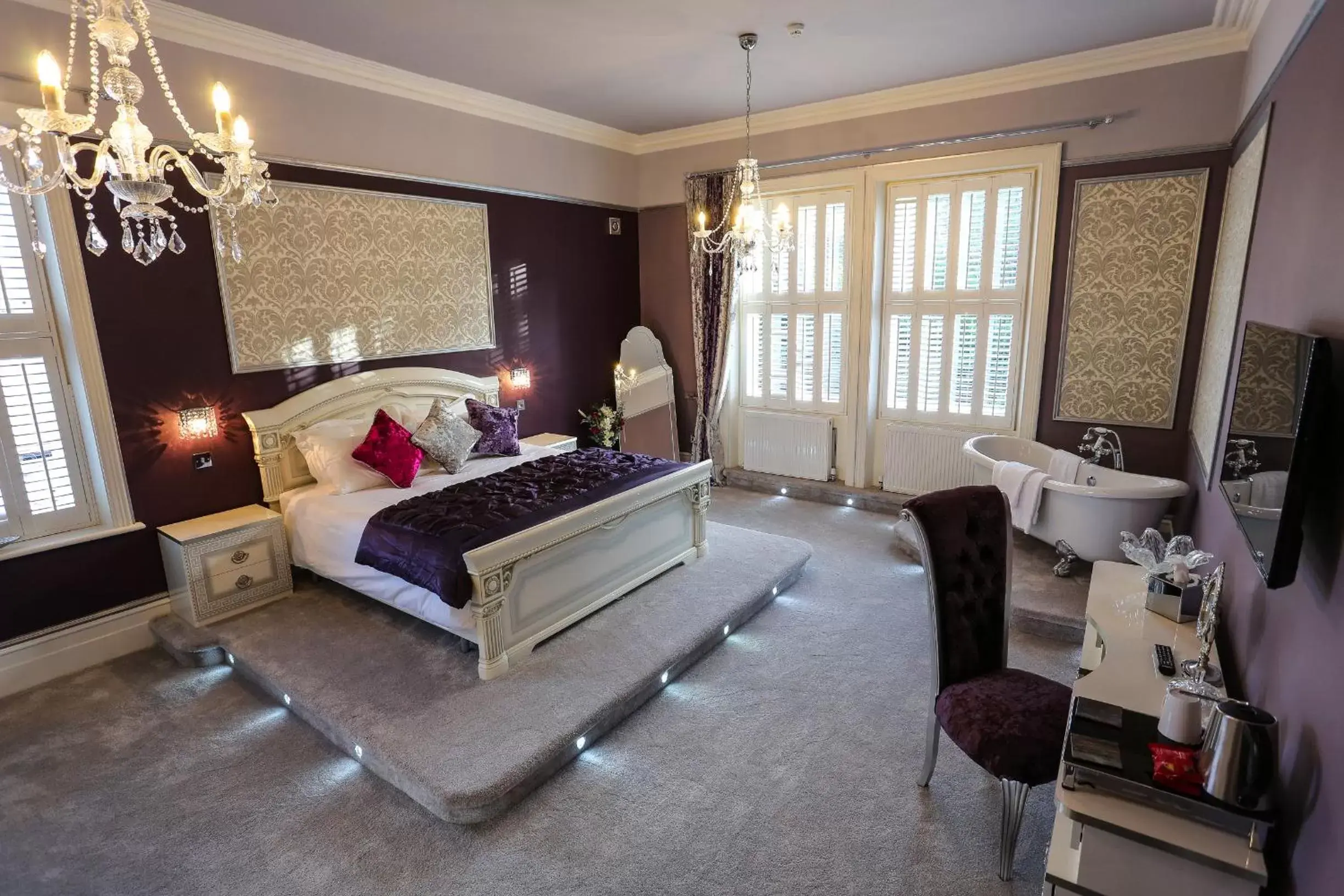 Luxury Executive Room in Derby Manor
