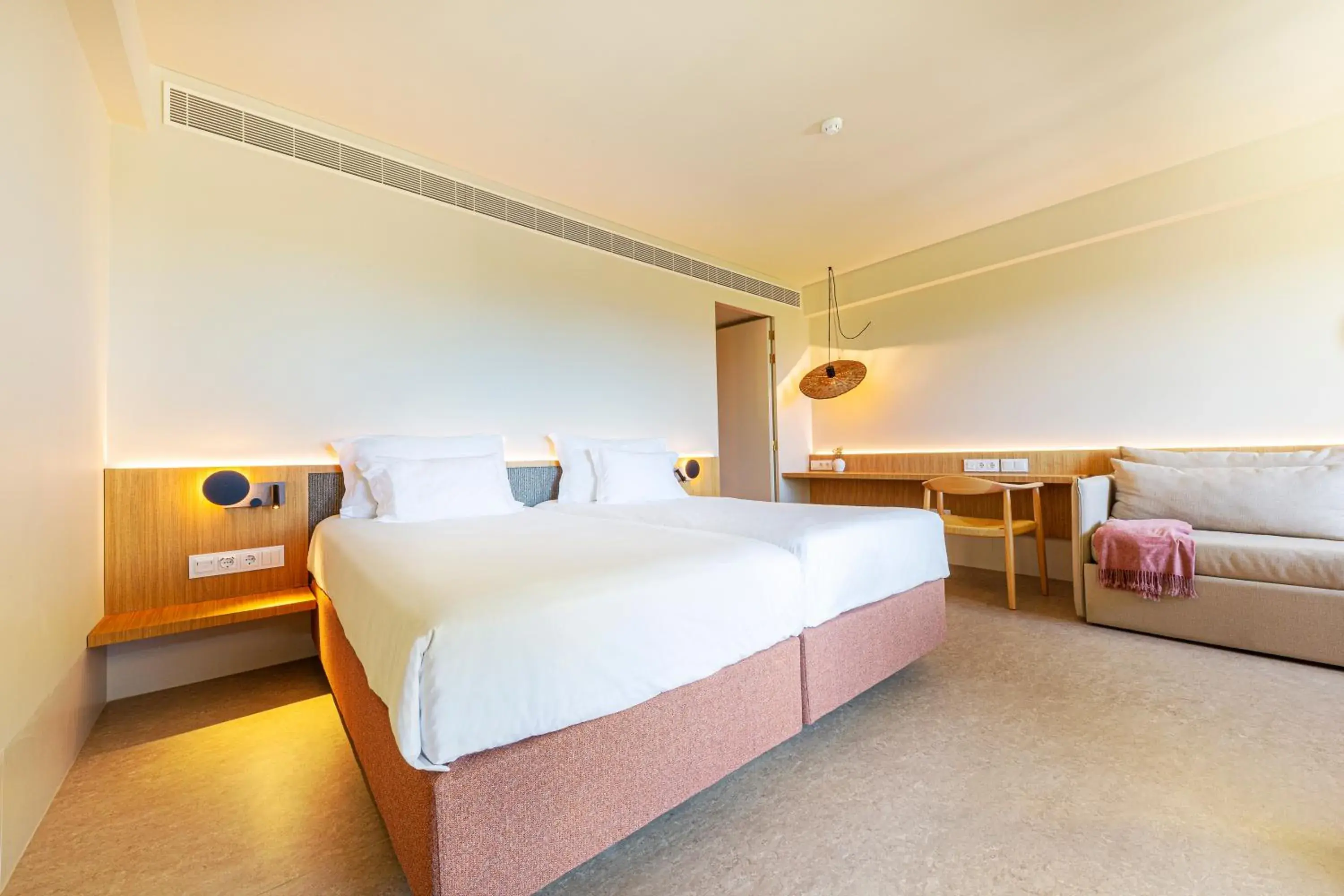 Bed in OZADI Altura Beach Resort - Eurotel Altura Bed in OZADI Altura Beach Resort - Eurotel Altura