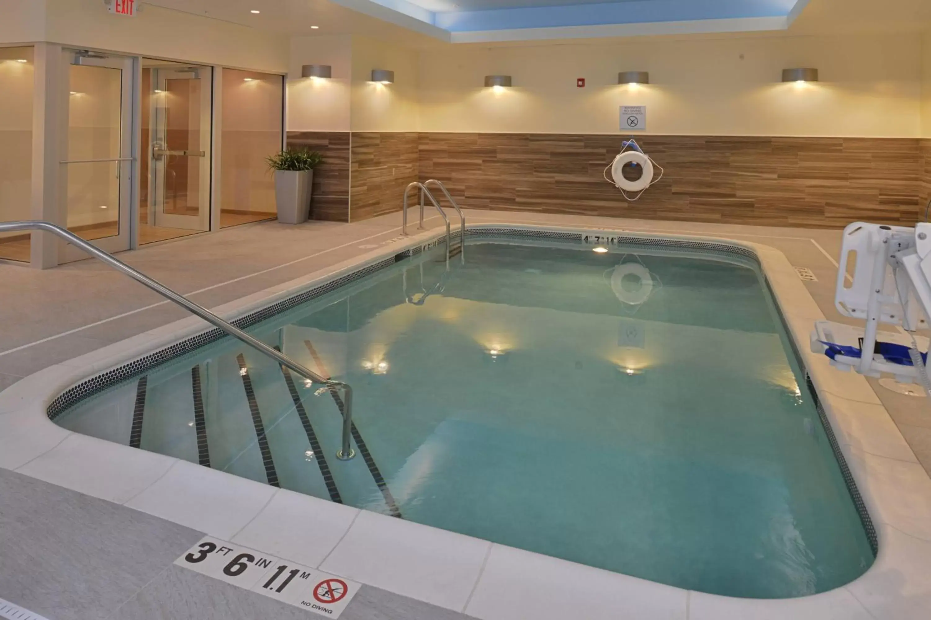 Swimming Pool in Fairfield Inn & Suites by Marriott Fremont