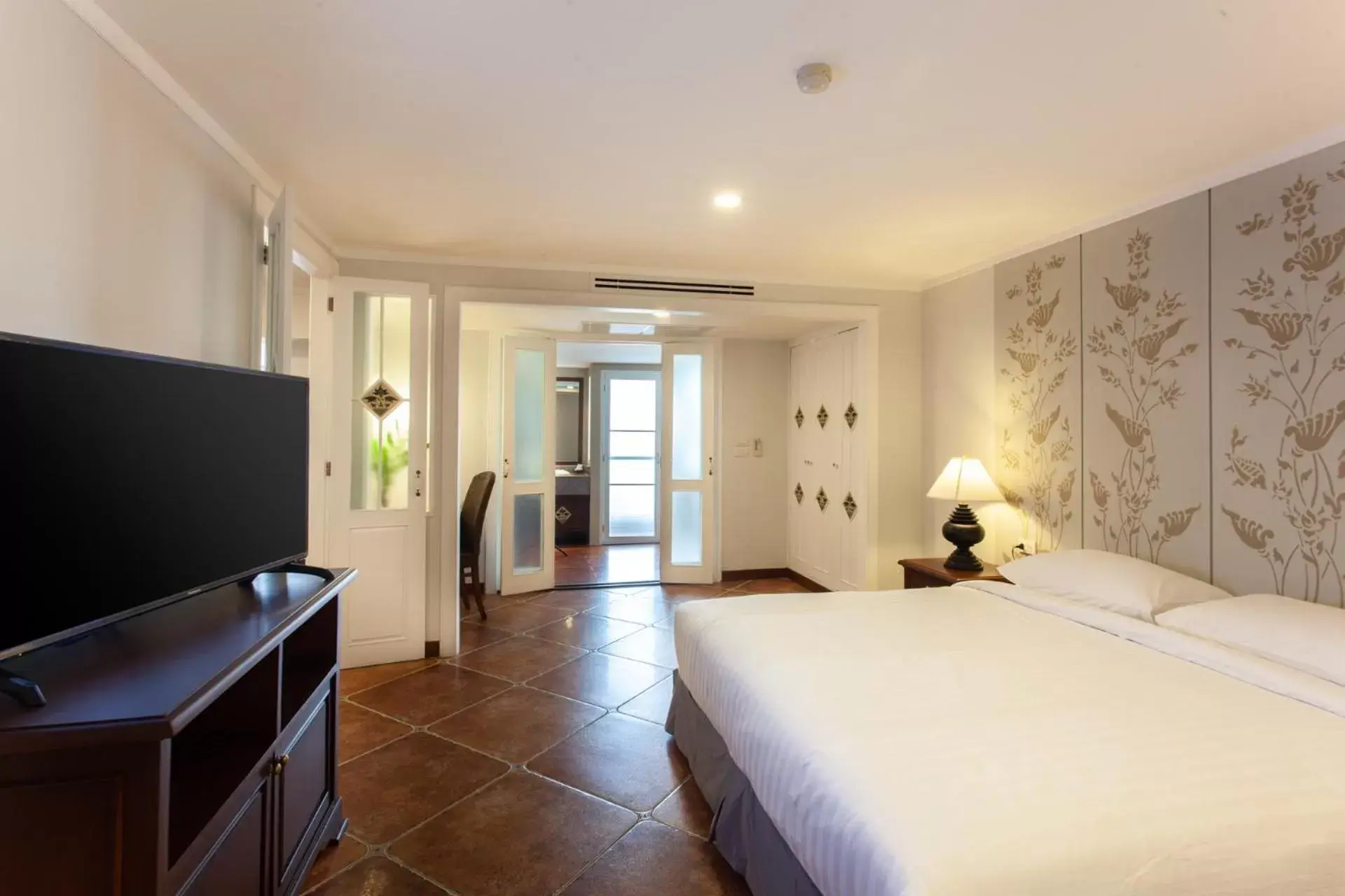 Deluxe Queen Suite in Viangbua Mansion Deluxe Queen Suite in Viangbua Mansion