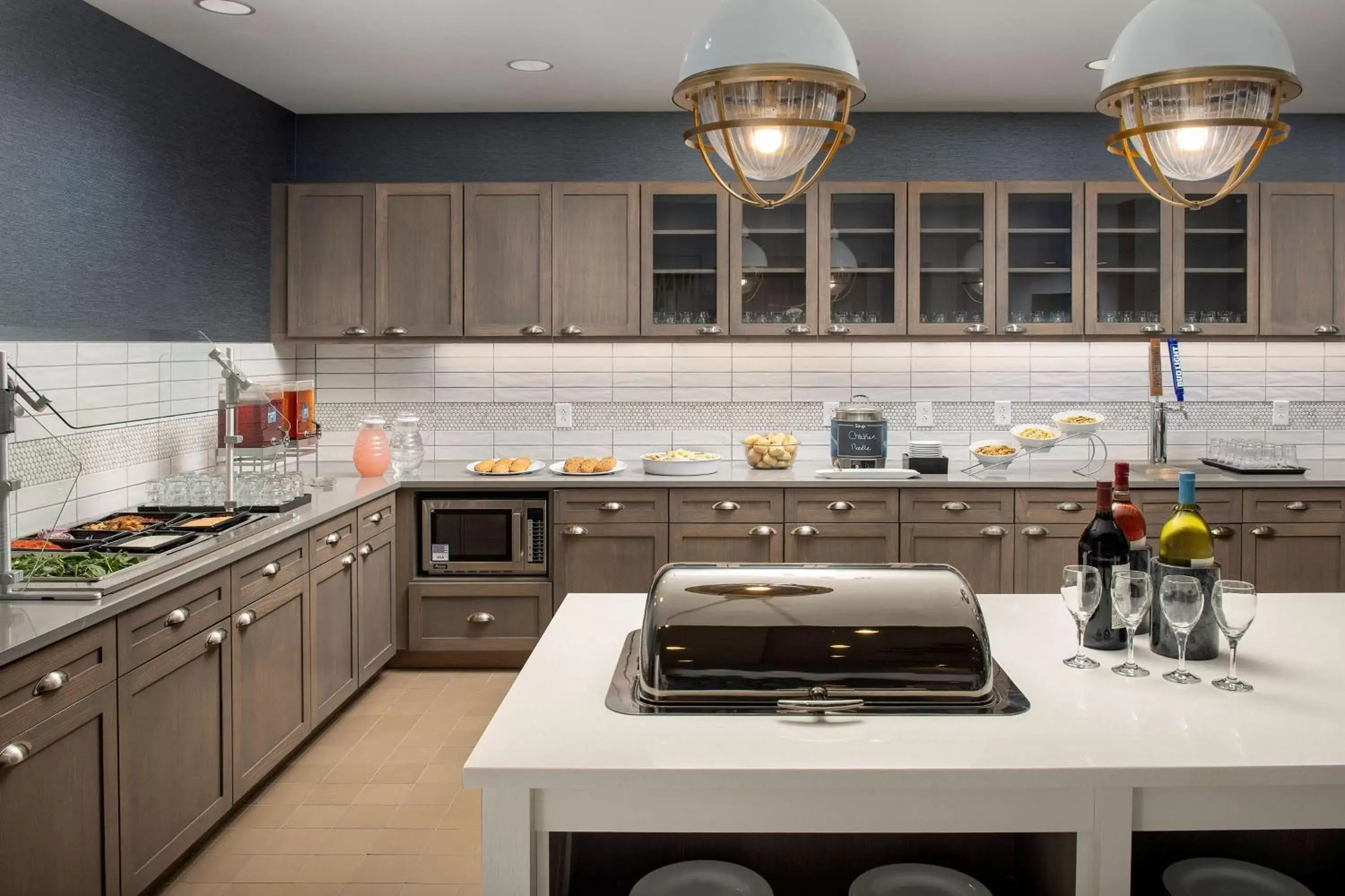 Dining area, Kitchen/Kitchenette in Homewood Suites By Hilton Destin