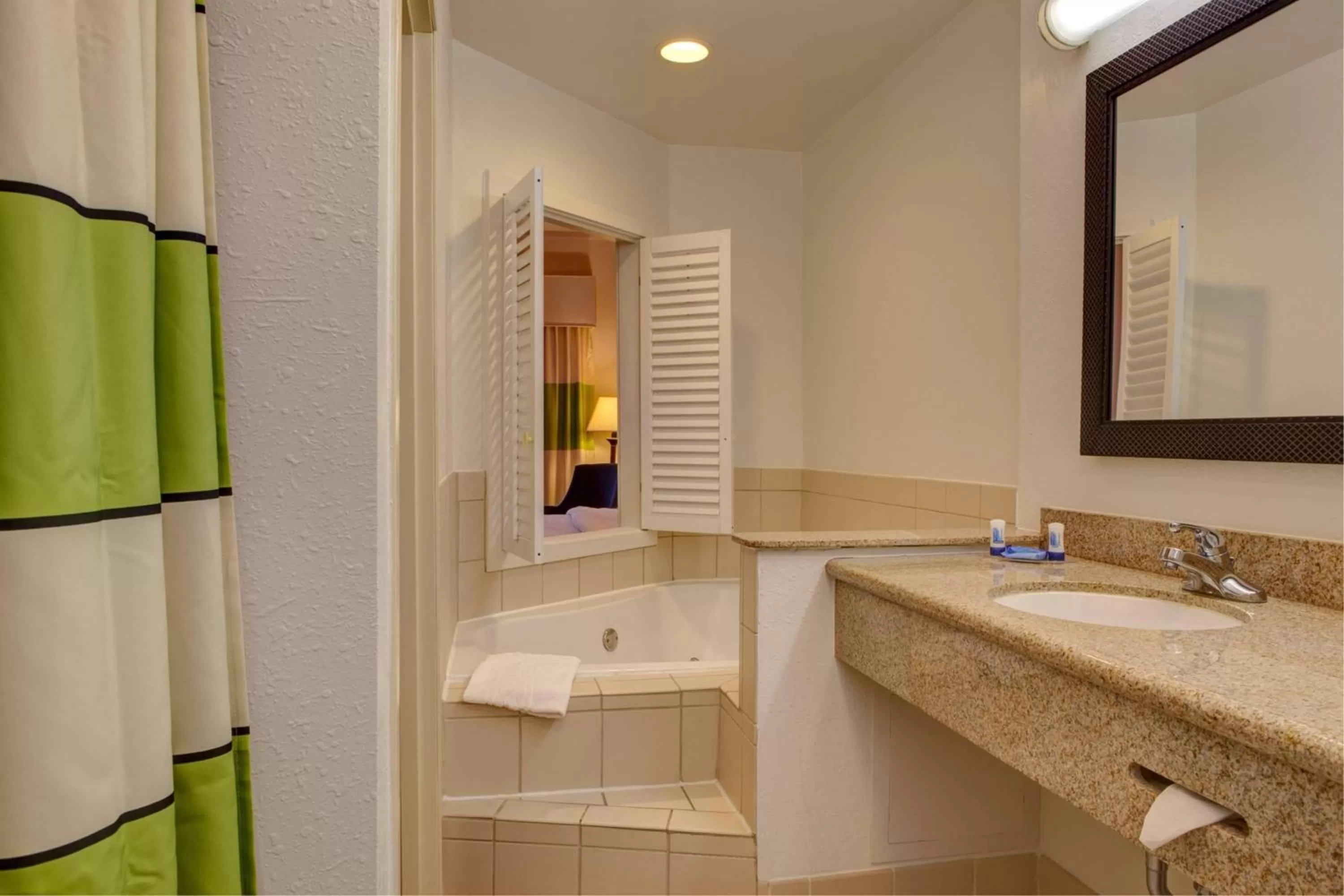 Bathroom in Fairfield Inn and Suites by Marriott Indianapolis/ Noblesville