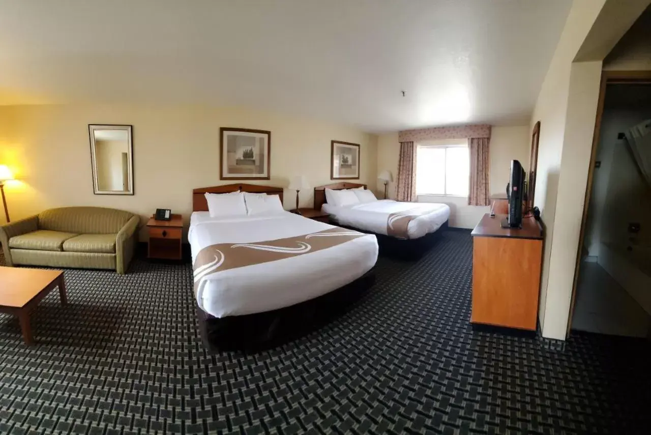 Superior Queen Room with Two Queen Beds - Non-Smoking in Quality Inn Cheyenne I-25 South