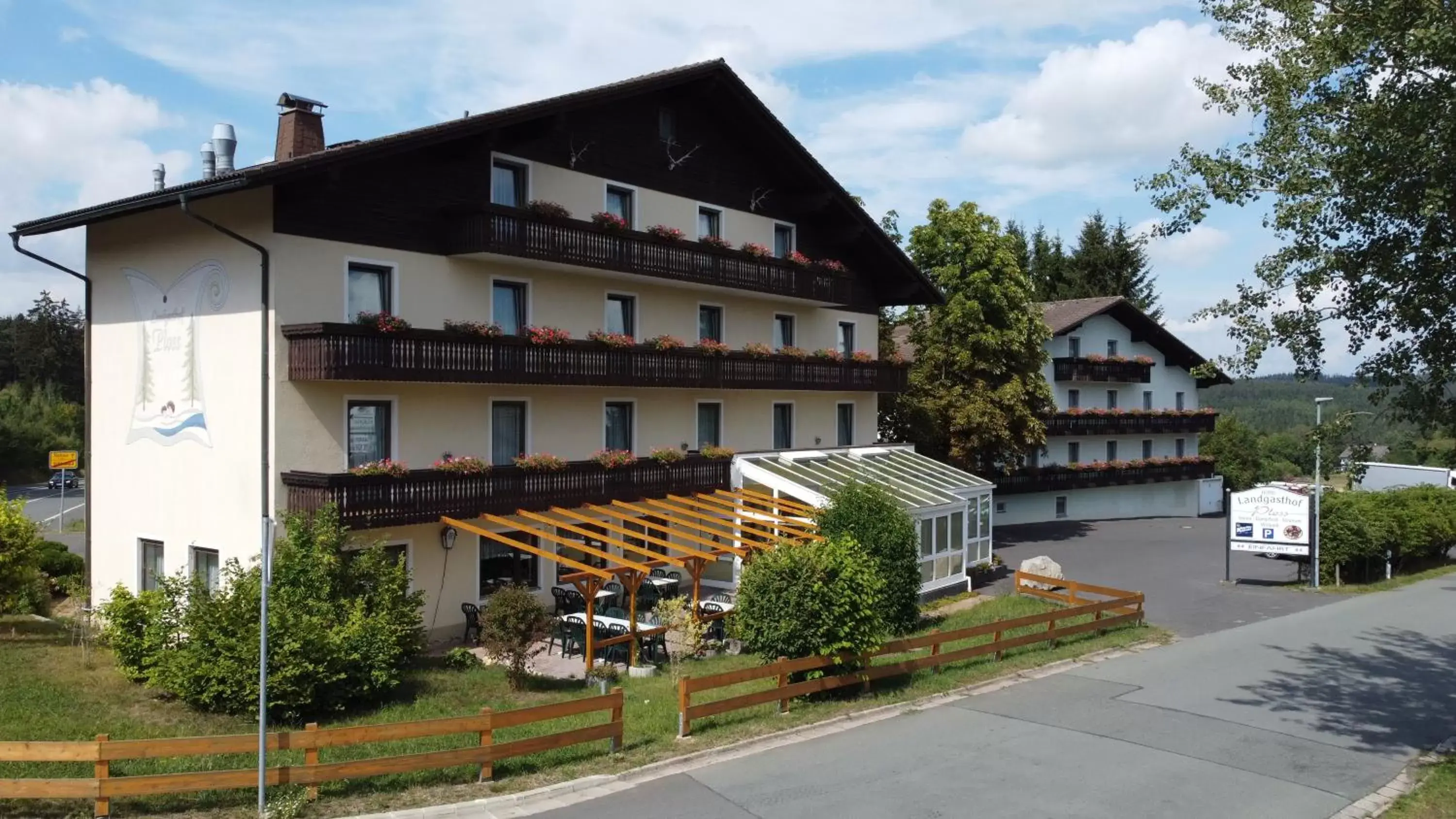 Property Building in Hotel-Landgasthof Ploss