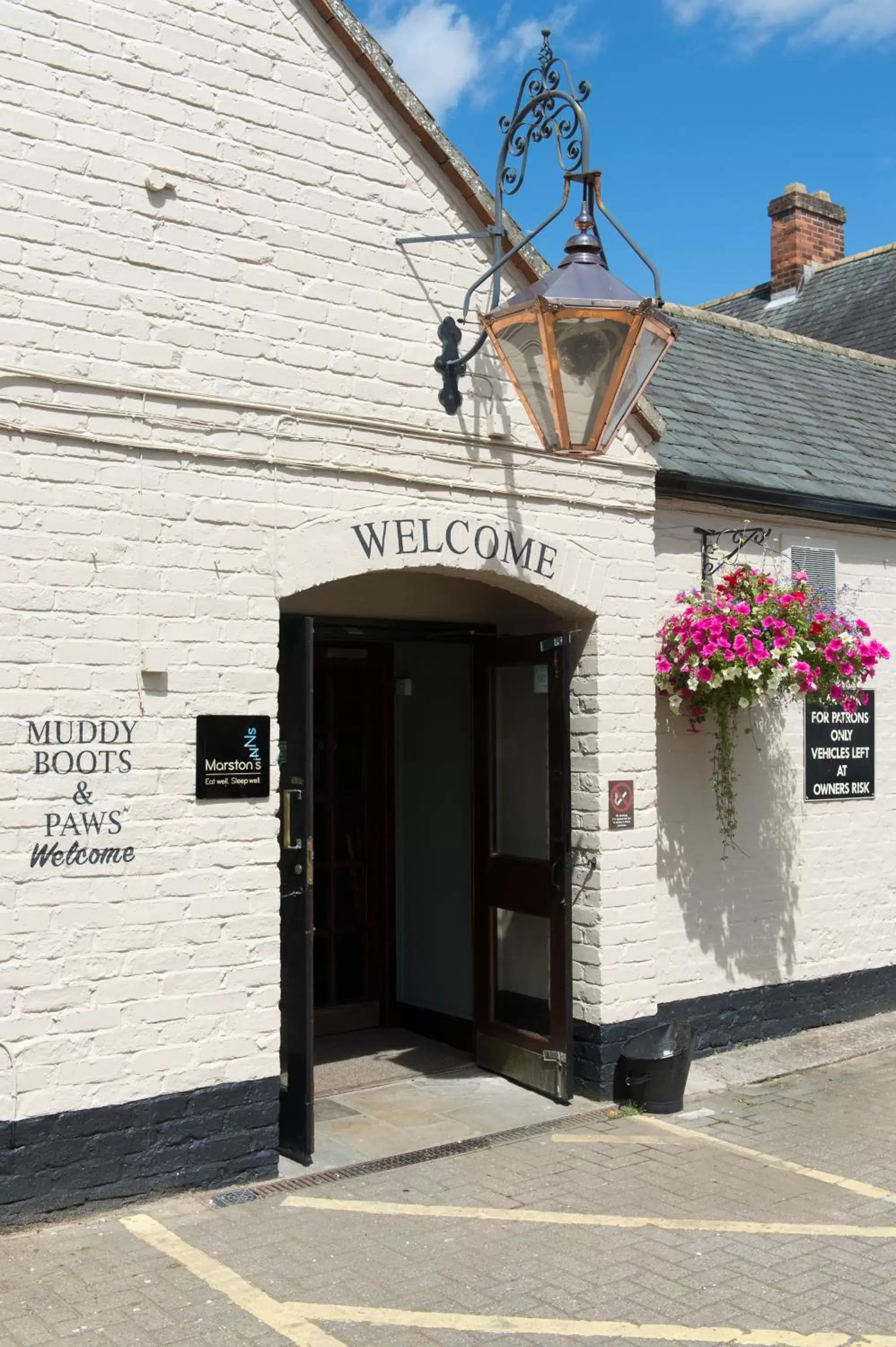 Facade/entrance, Property Building in Green Dragon, Welton by Marston's Inns