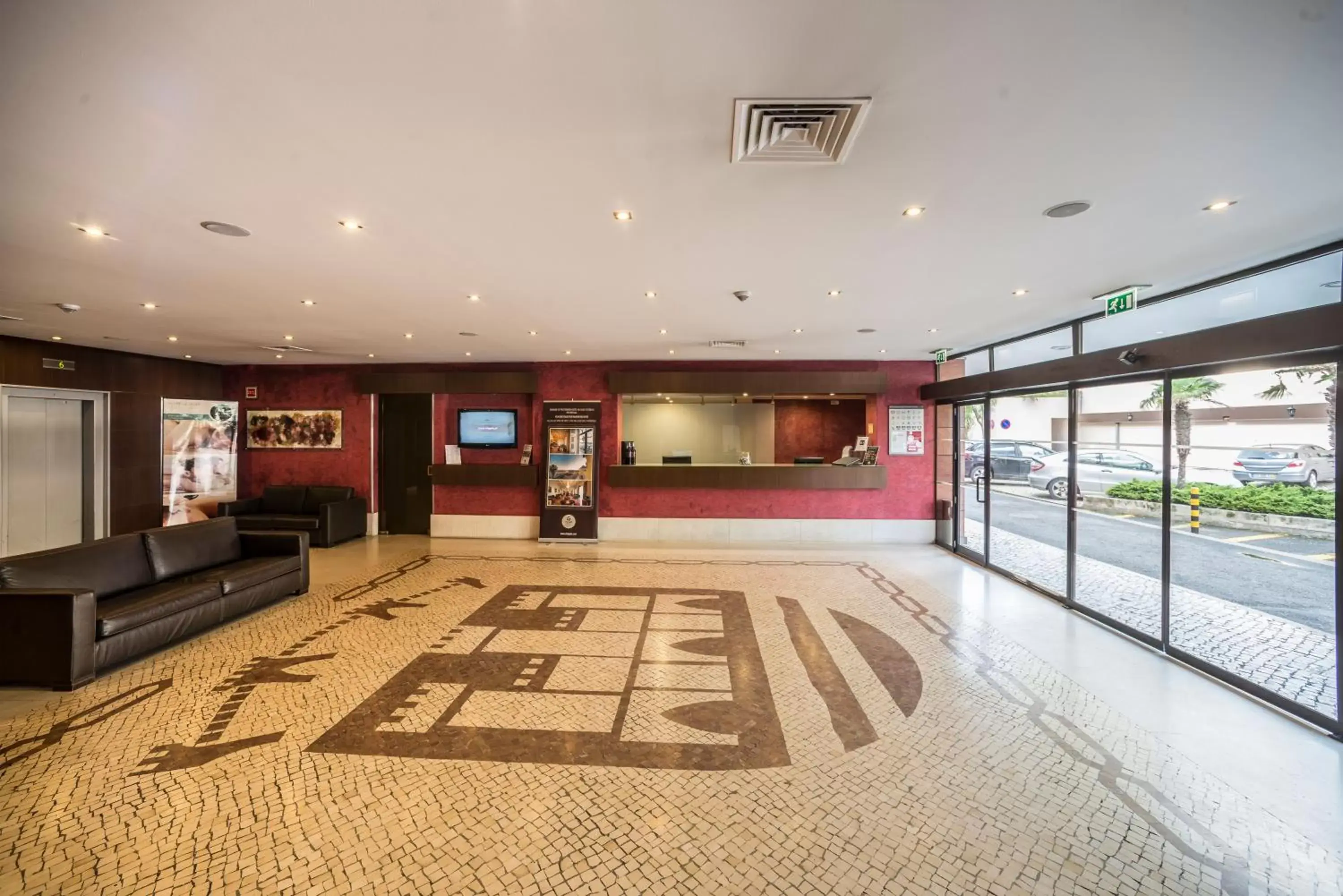 Facade/entrance, Lobby/Reception in Vila Gale Cascais