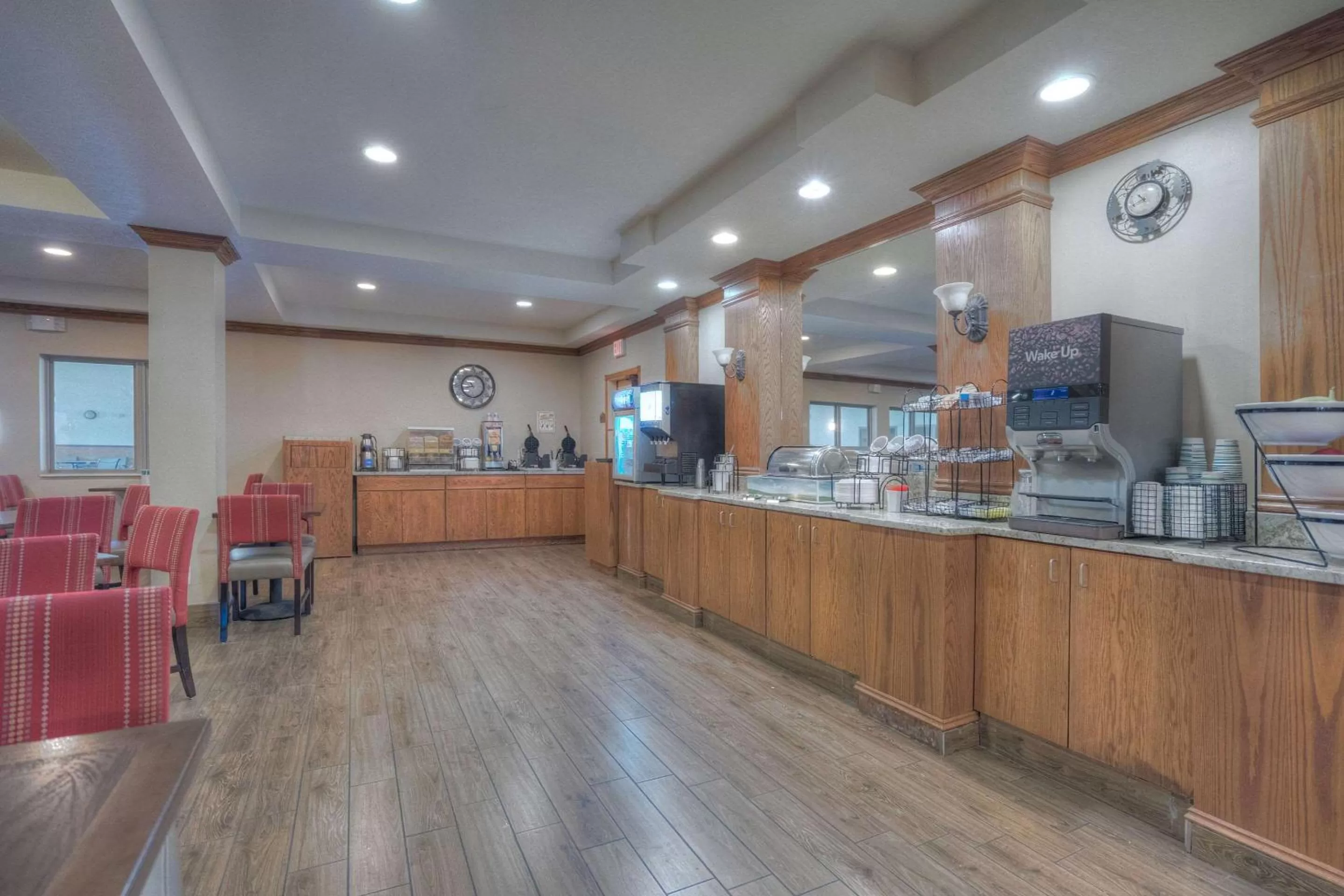 Restaurant/places to eat in Comfort Inn & Suites