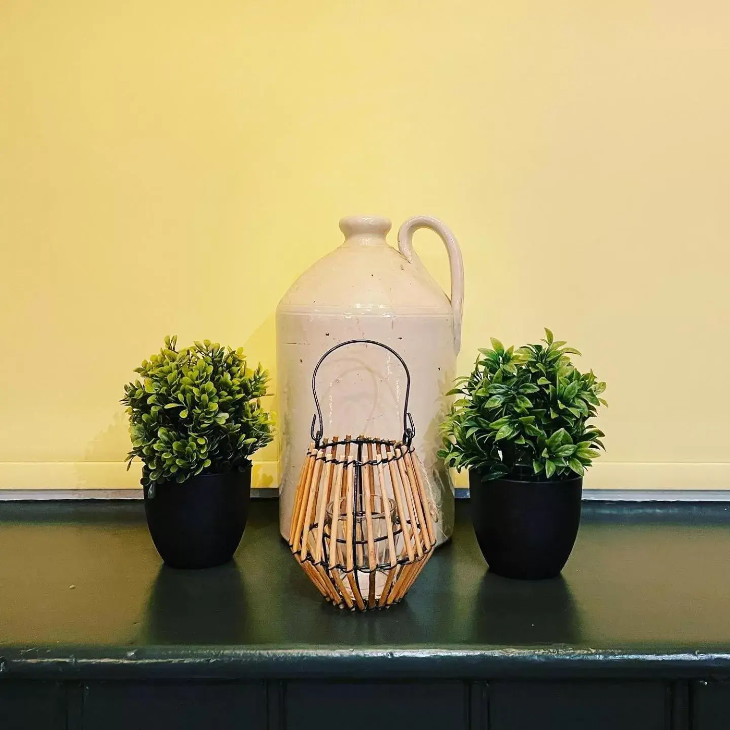 Lounge or bar in The Fountain Inn & Riverside Restaurant Lounge or bar in The Fountain Inn & Riverside Restaurant