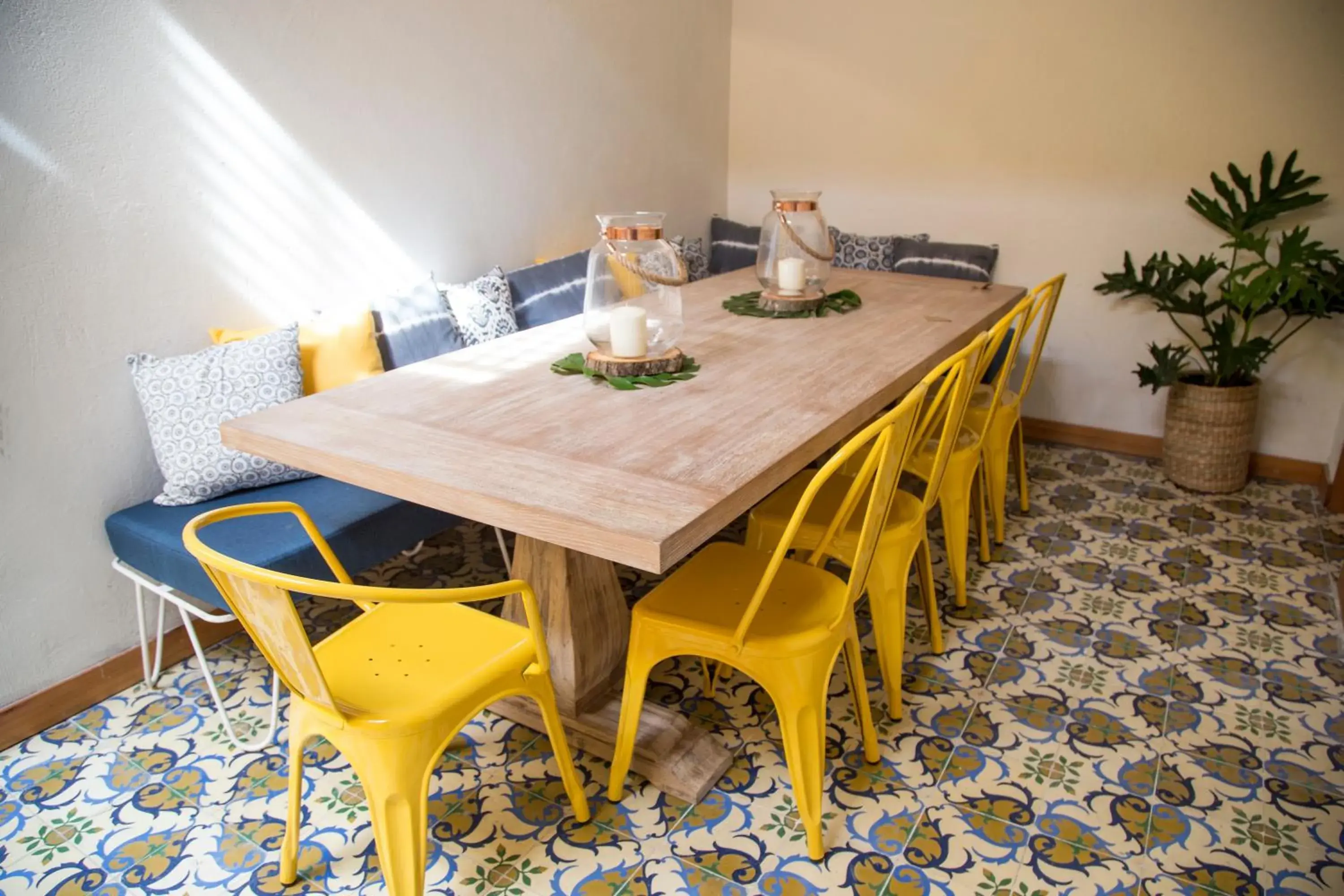 Patio, Dining Area in Hotel Boutique Casa Mia