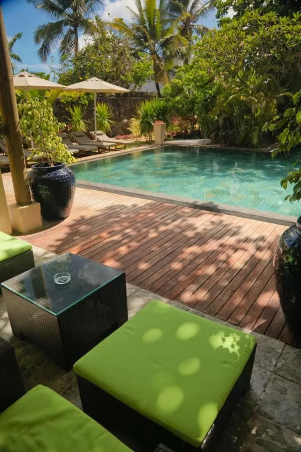 Double Room with Pool View in Ocean Villas Hotel