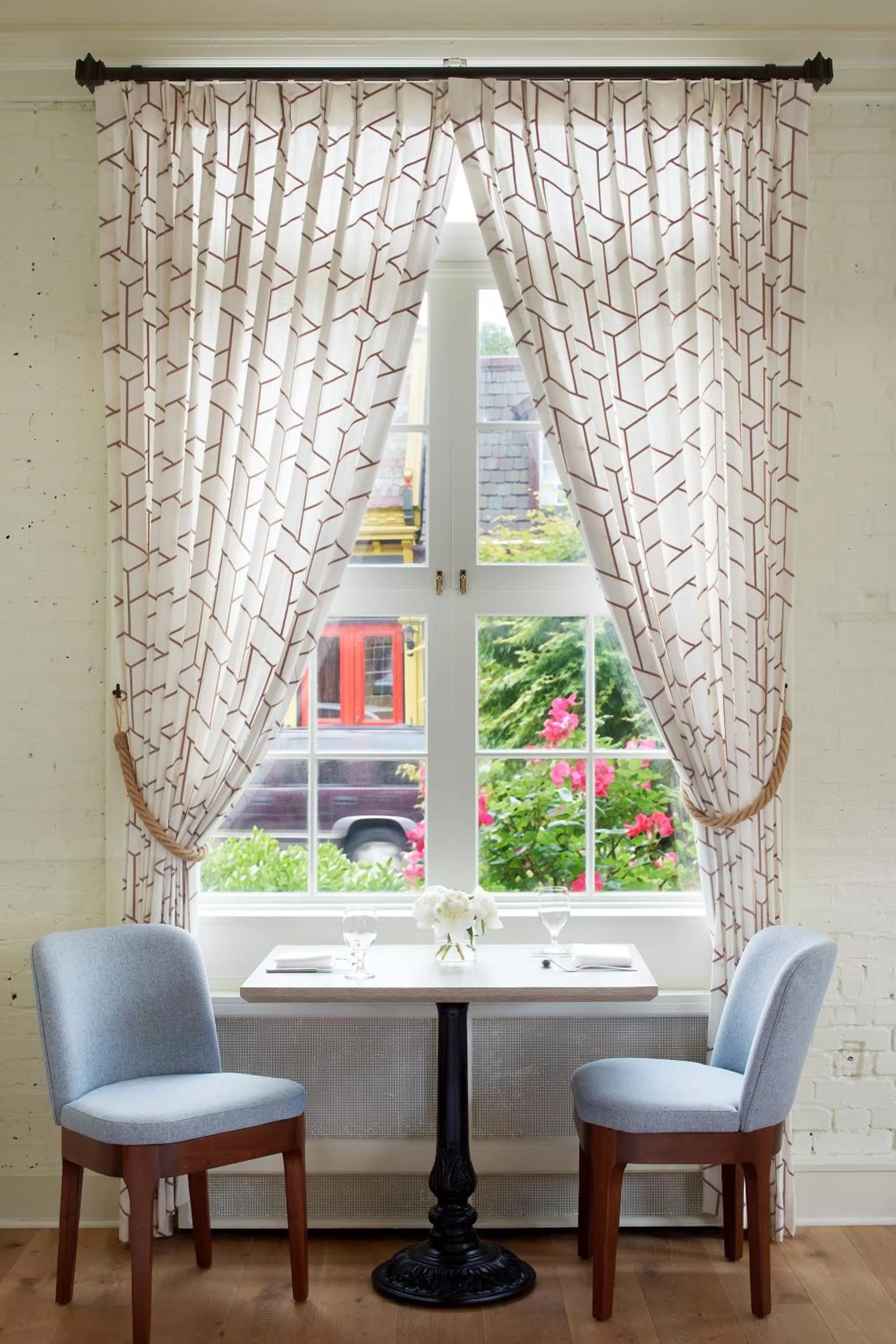 Dining area in Hotel Viking