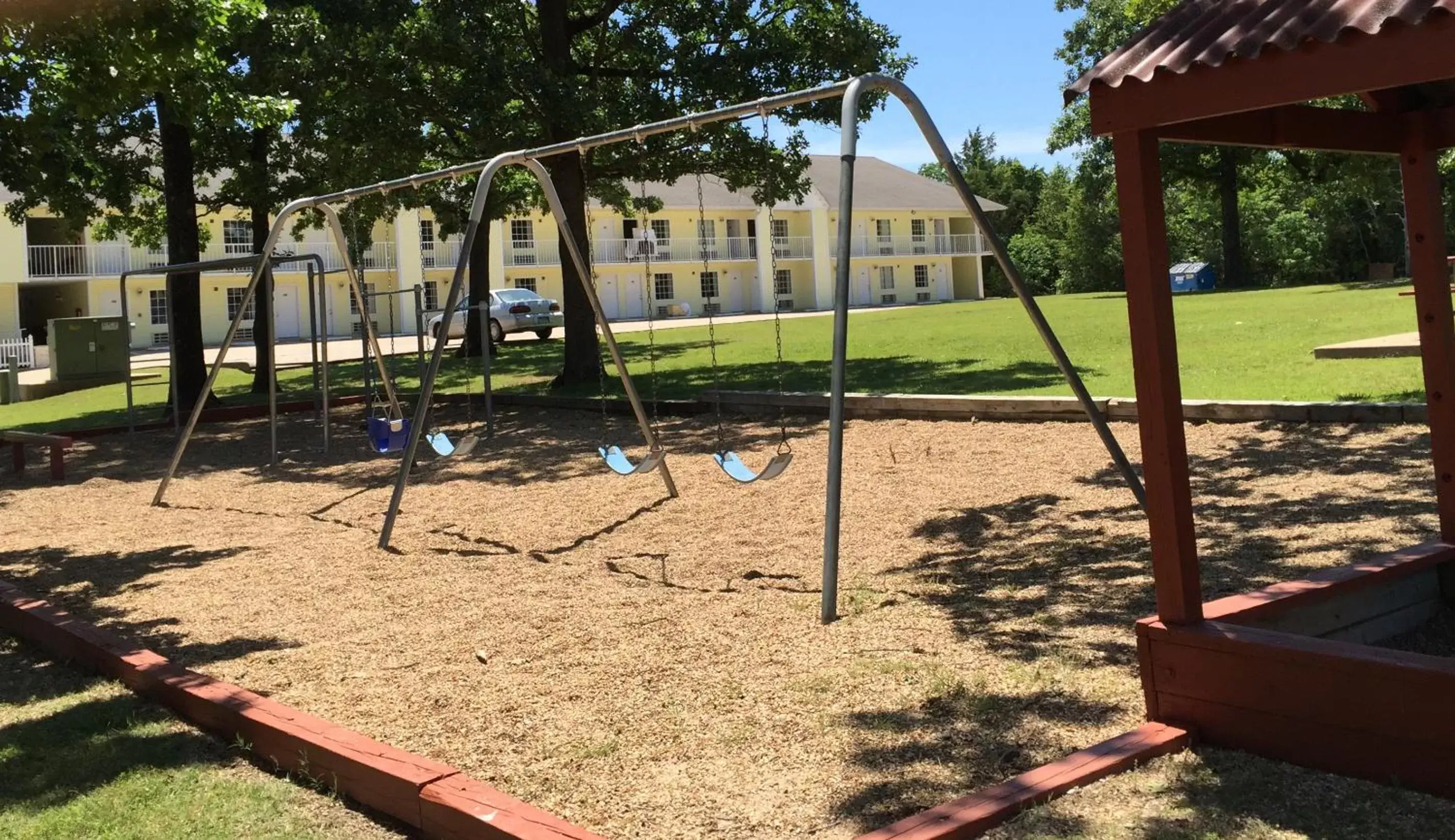 BBQ facilities, Children's Play Area in Spinning Wheel Inn