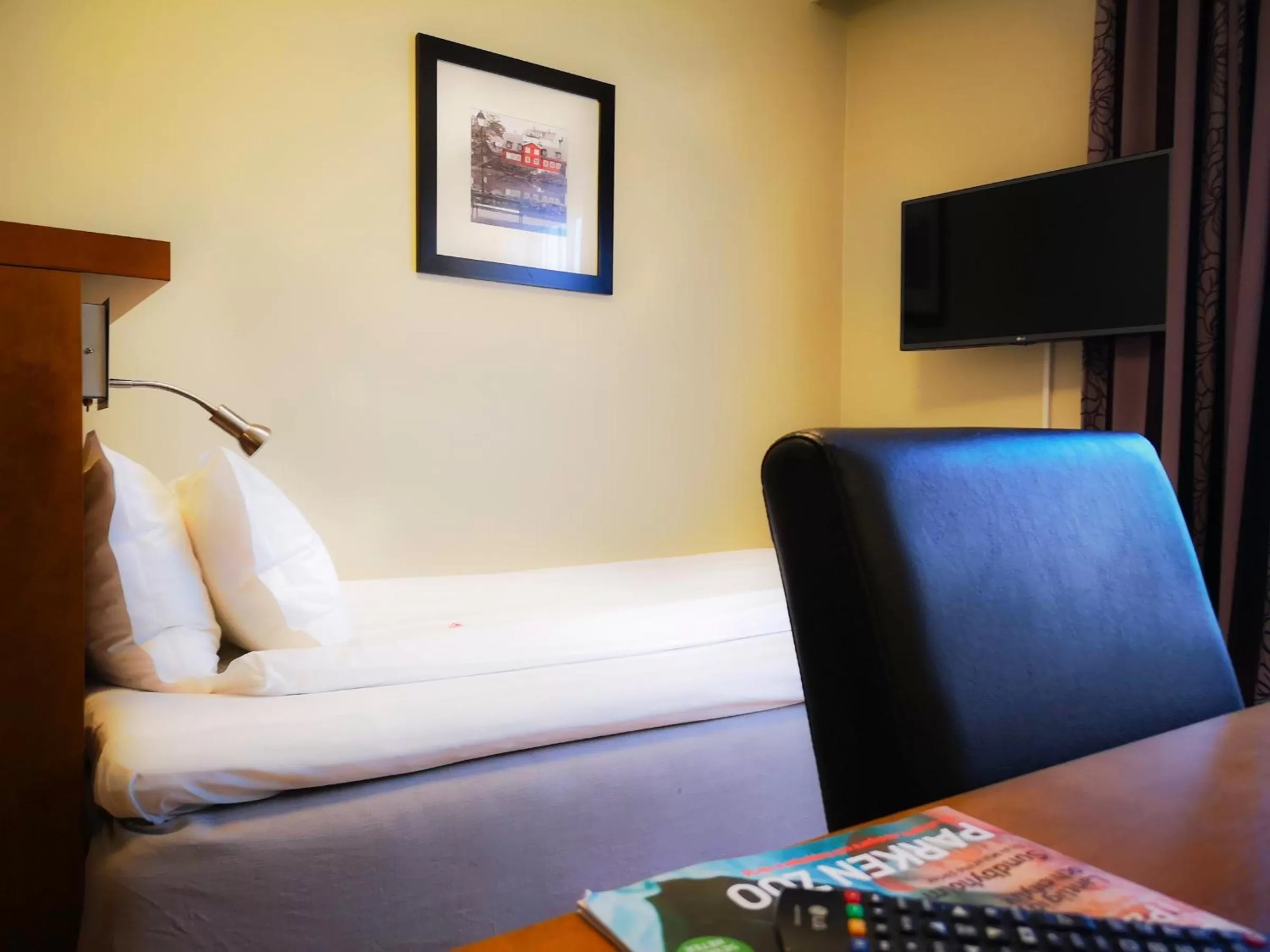 Bed in Best Western Plaza Hotel